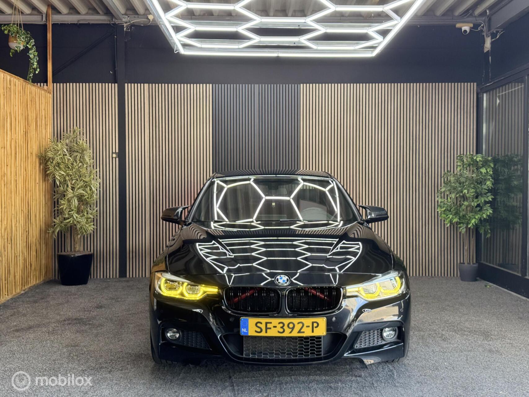 Foto van BMW 320i
