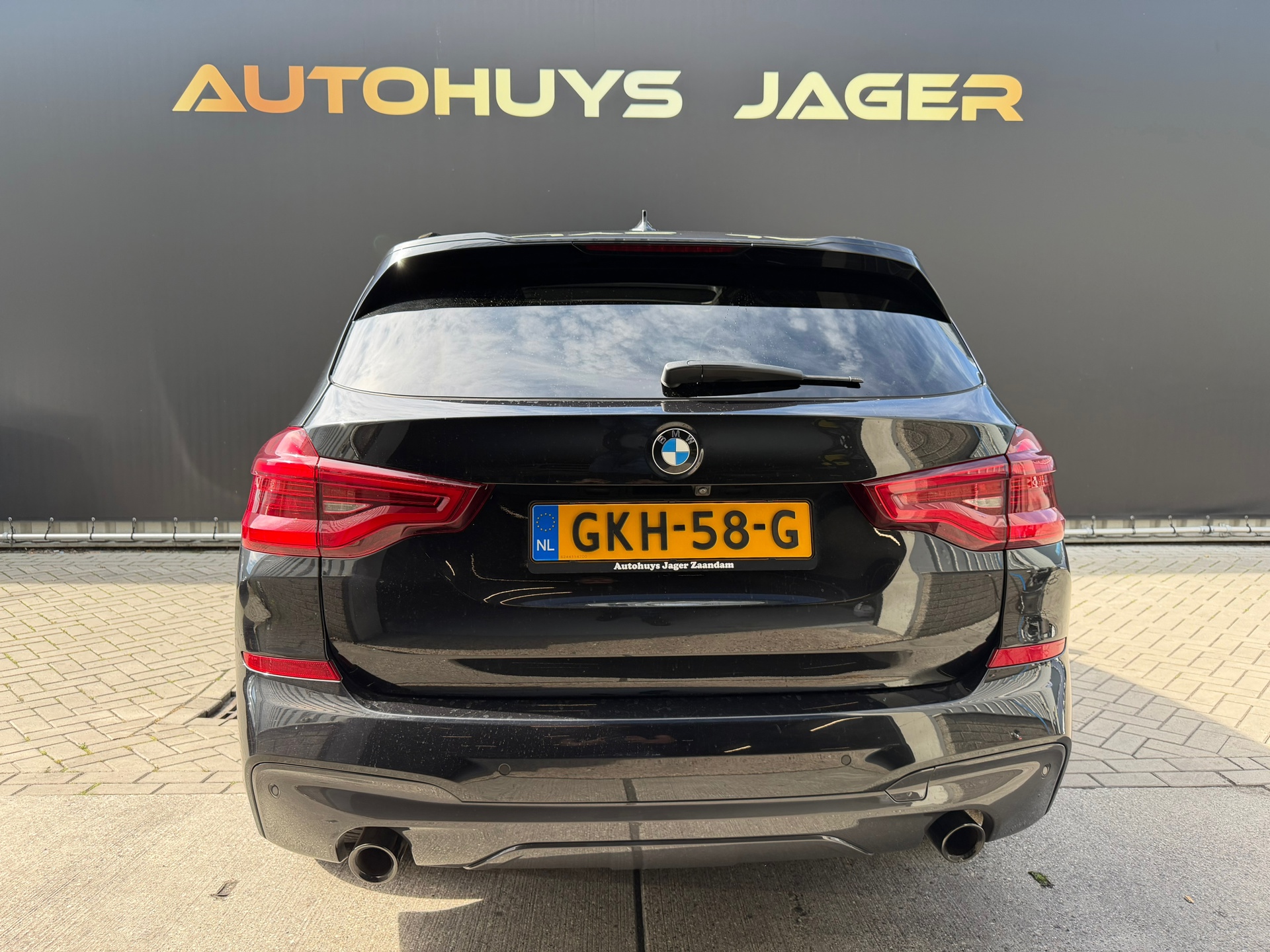 Foto van BMW X3 Xdrive30e