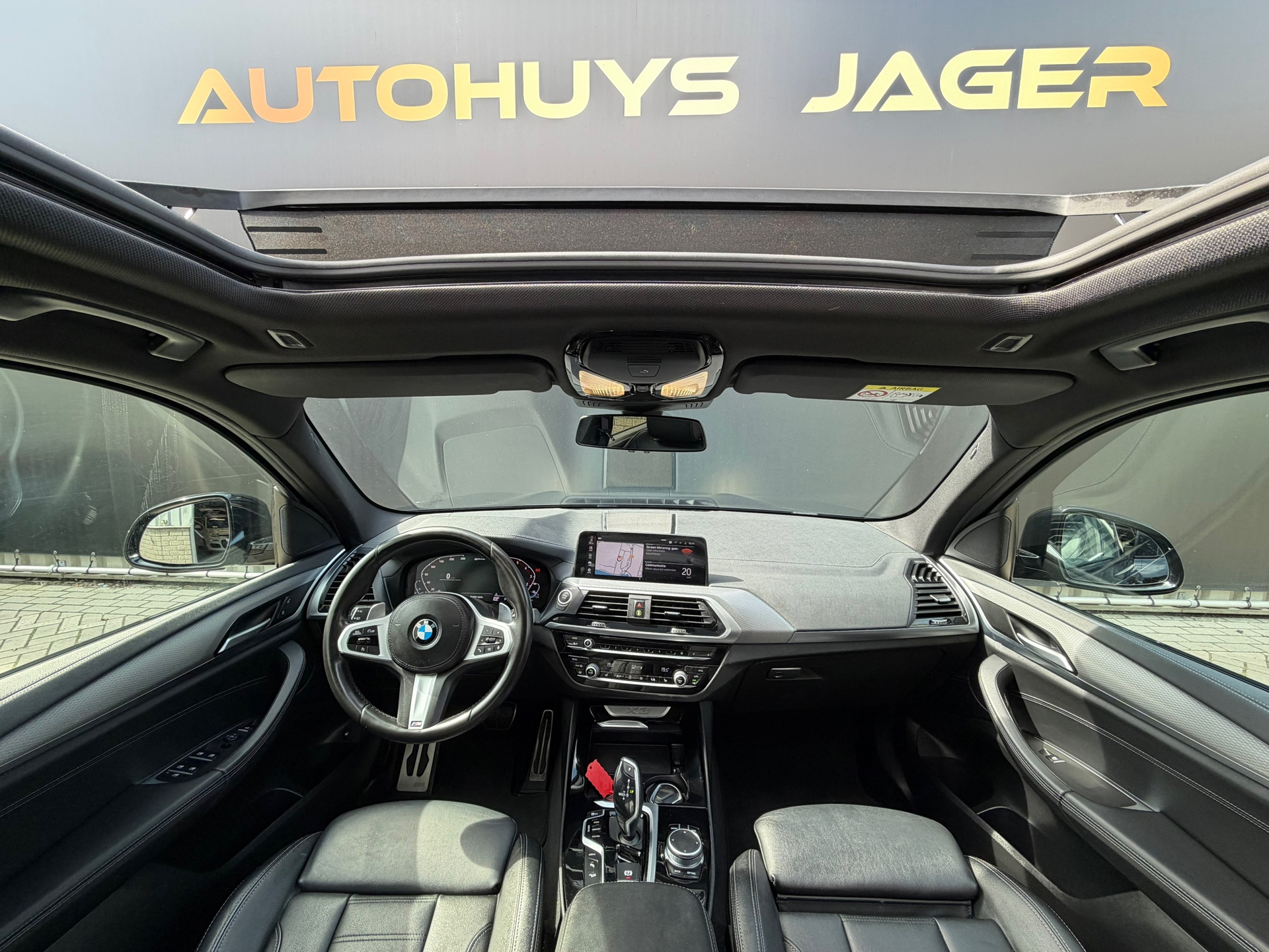 Foto van BMW X3 Xdrive30e