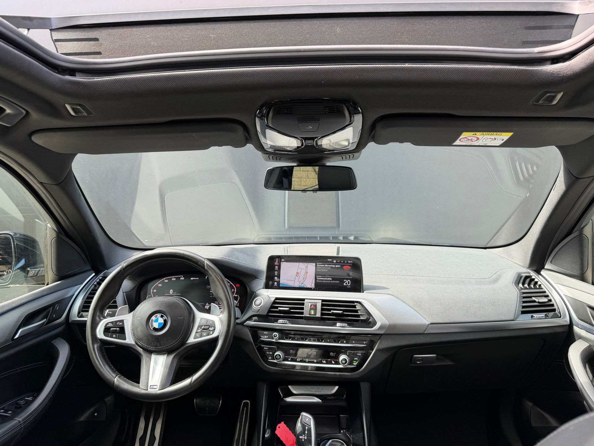 Foto van BMW X3 Xdrive30e