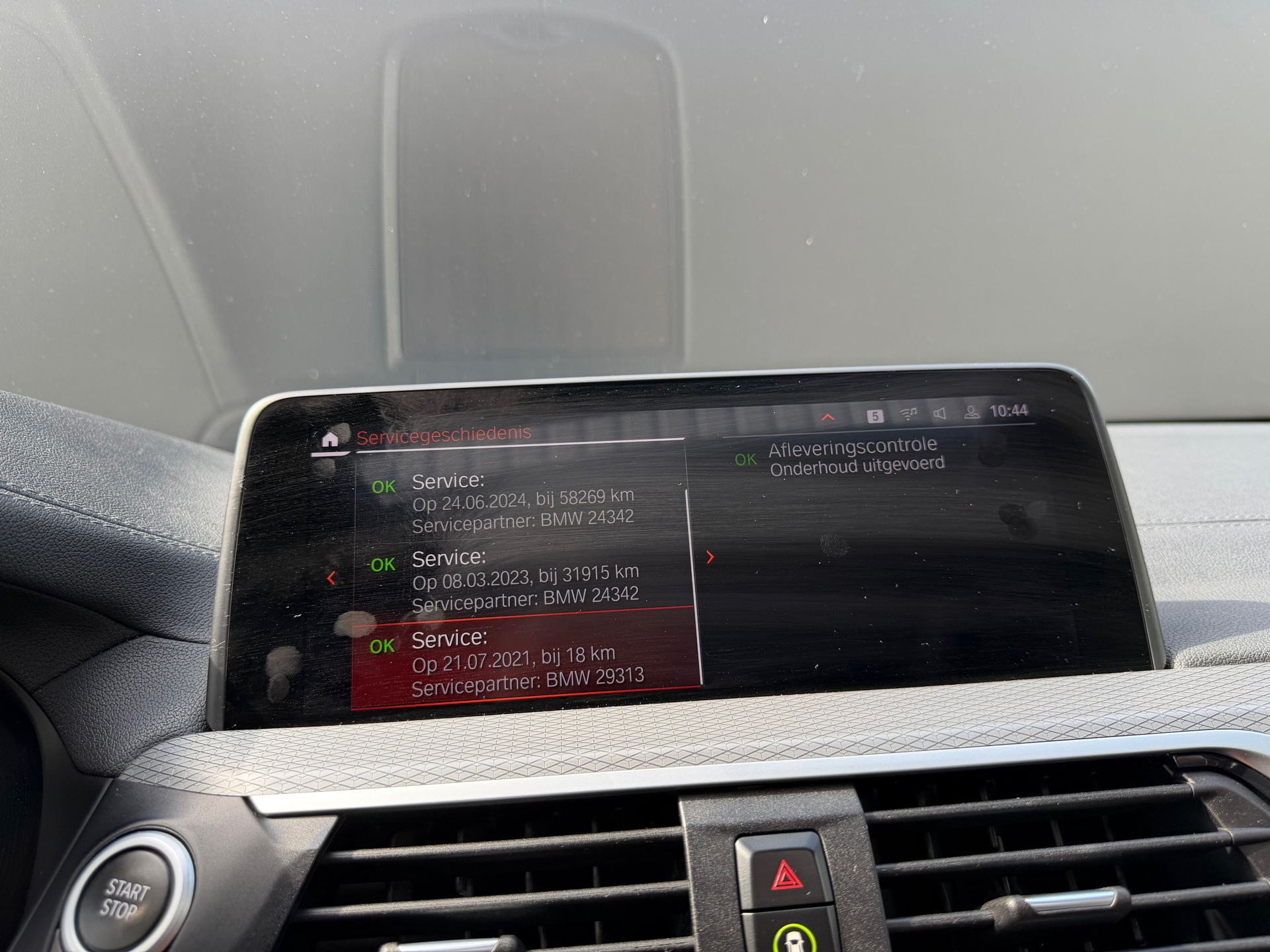 Foto van BMW X3 Xdrive30e