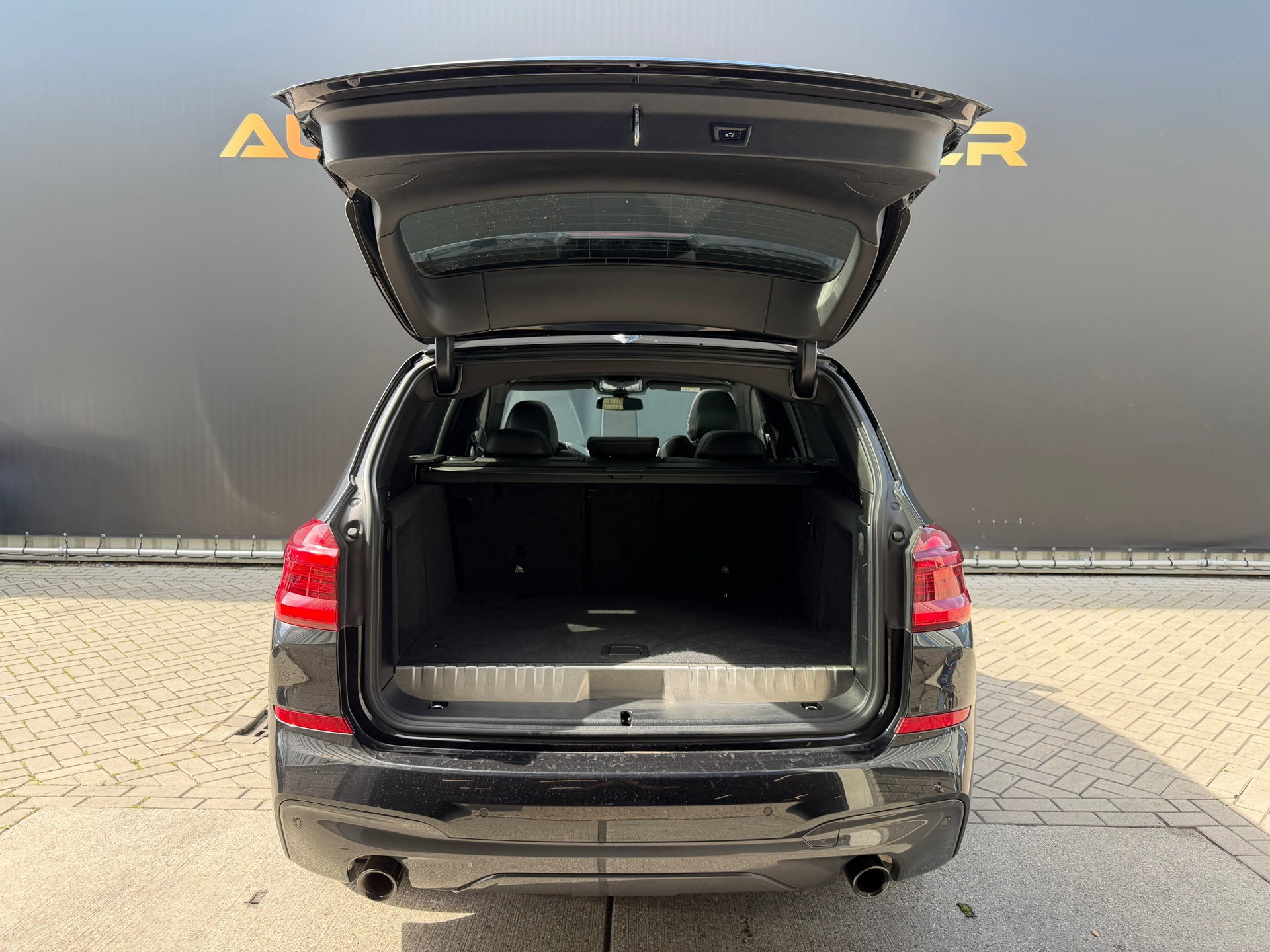Foto van BMW X3 Xdrive30e