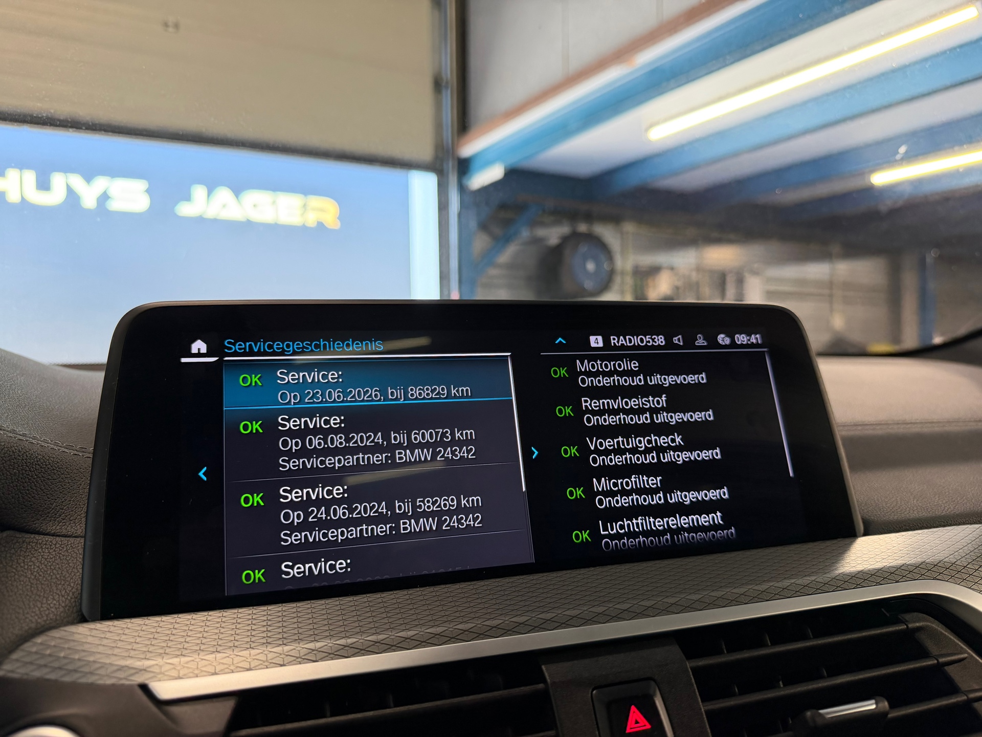 Foto van BMW X3 Xdrive30e