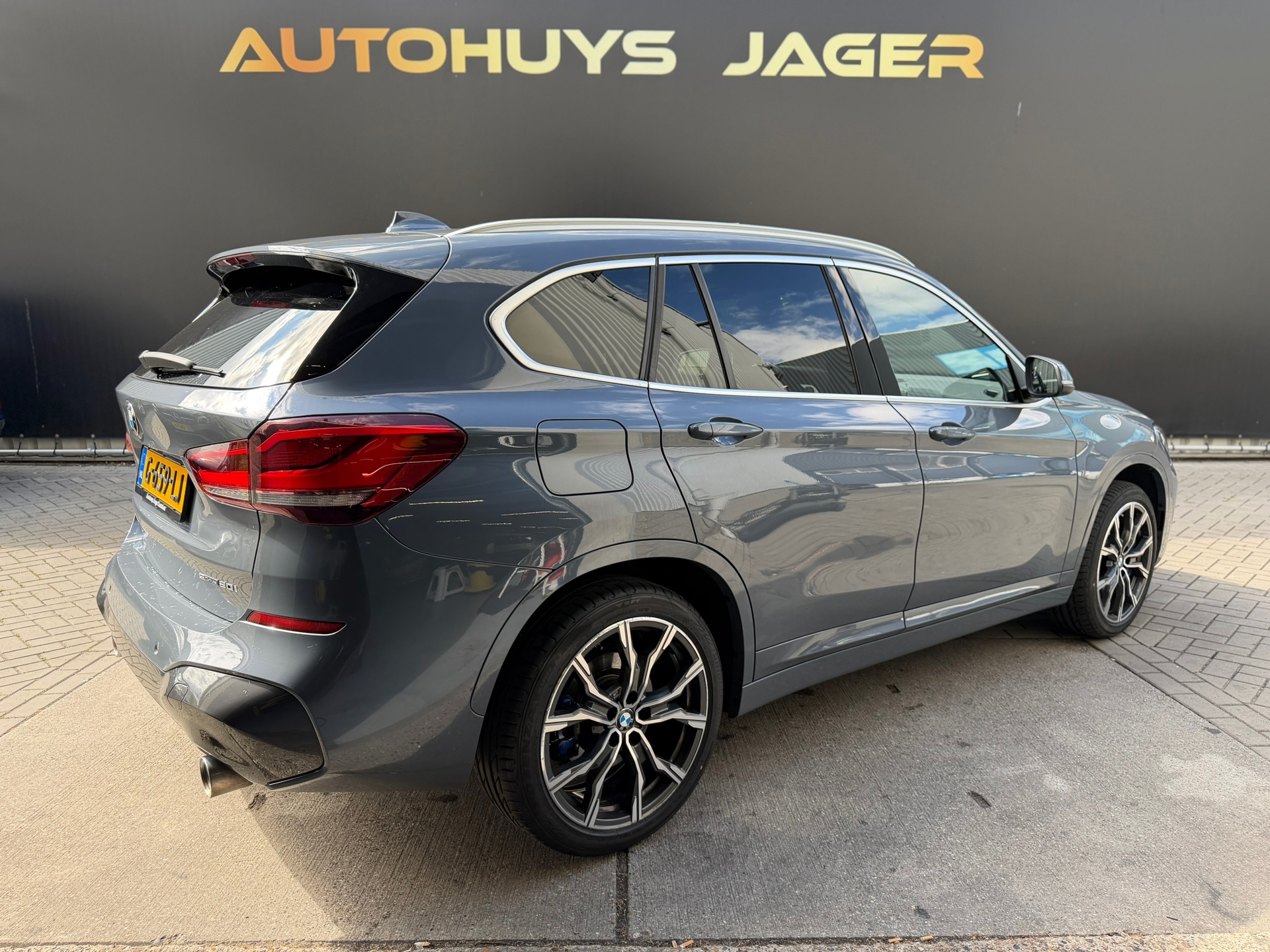 Foto van BMW X1 Sdrive20i