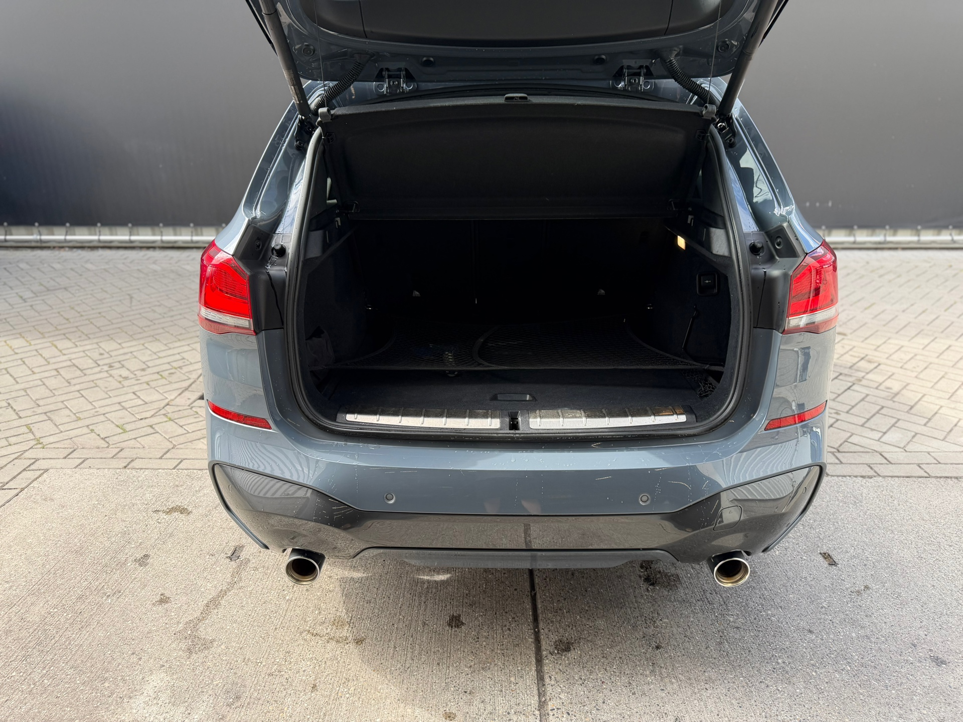 Foto van BMW X1 Sdrive20i
