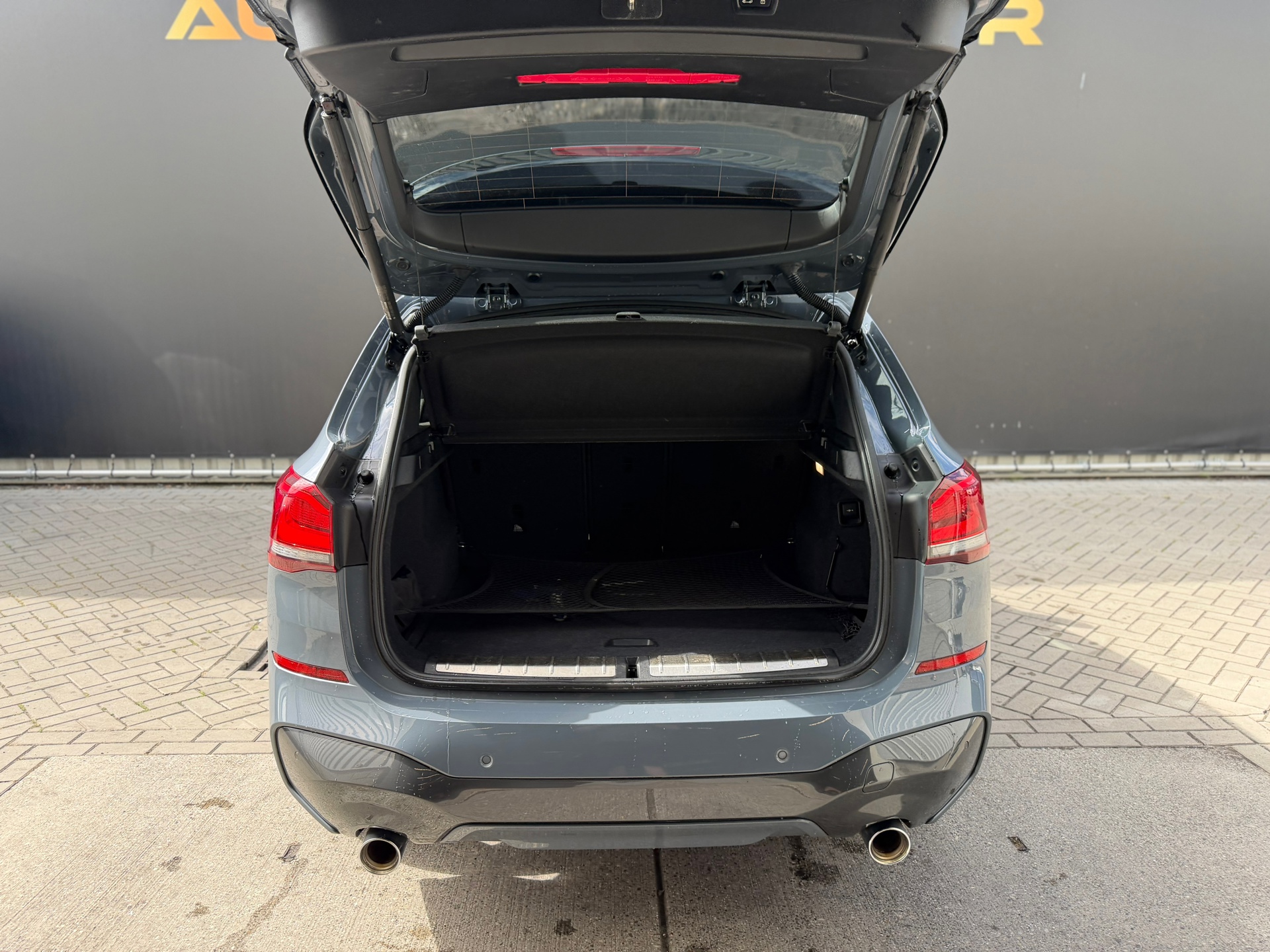 Foto van BMW X1 Sdrive20i