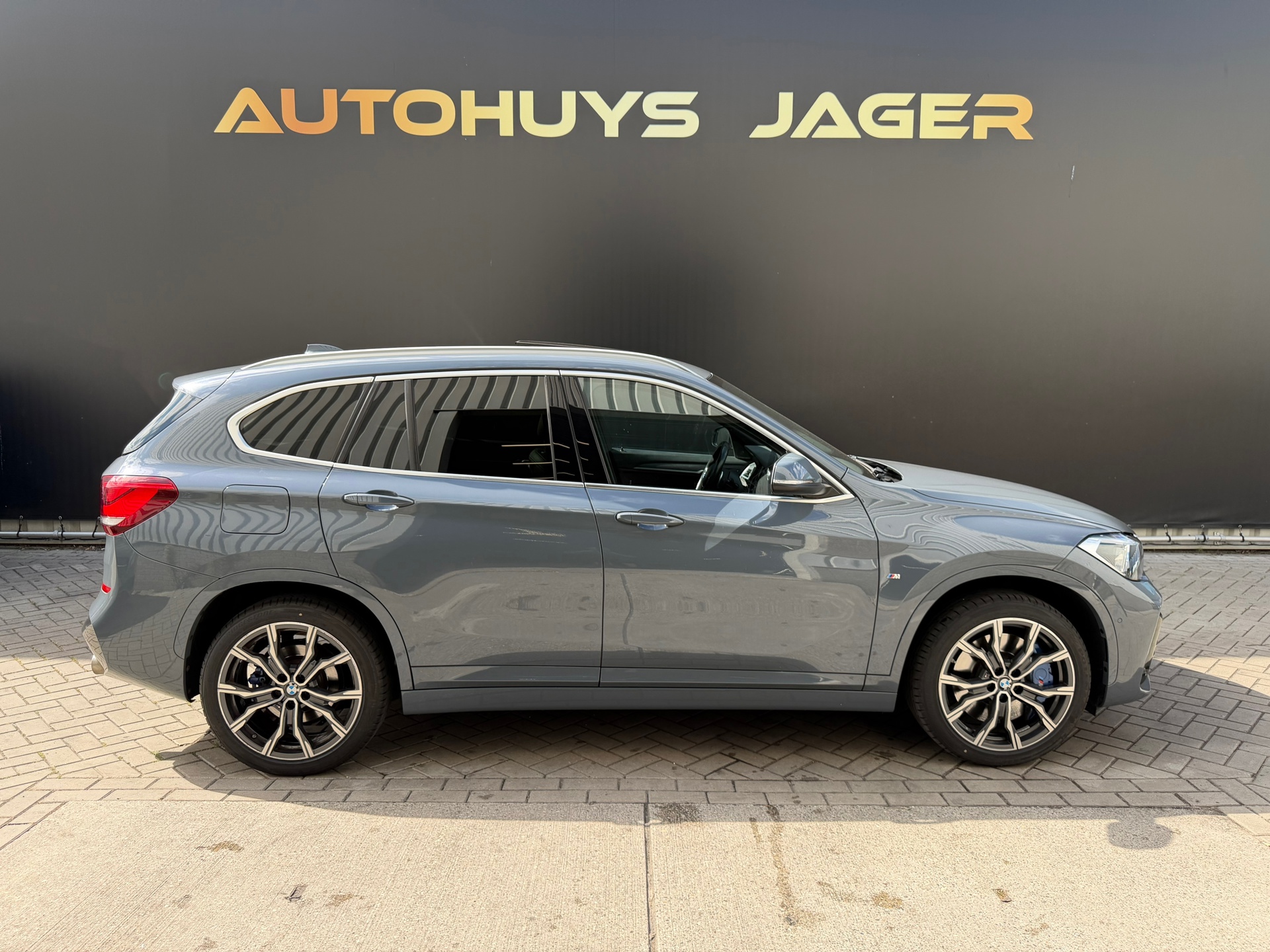Foto van BMW X1 Sdrive20i