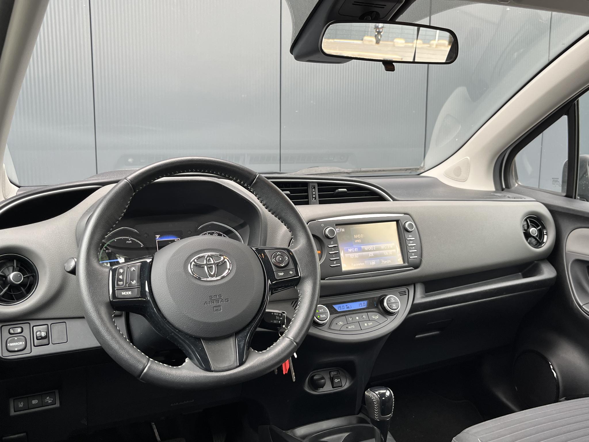 Foto van Toyota Toyota Yaris Hybrid