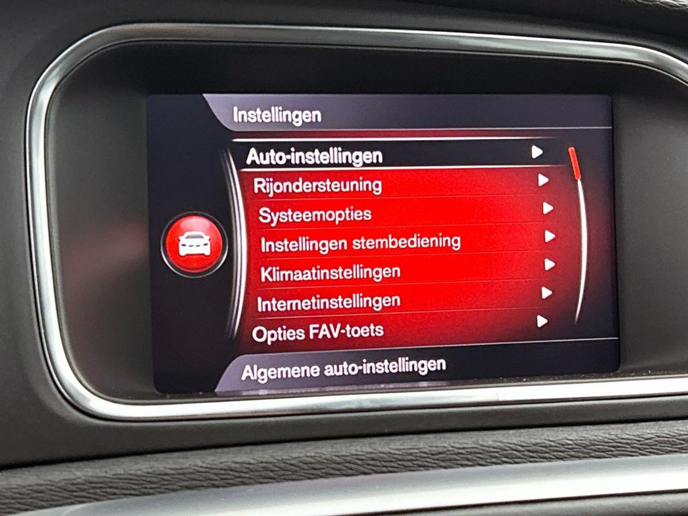 Foto van Volvo V40 Cross Country