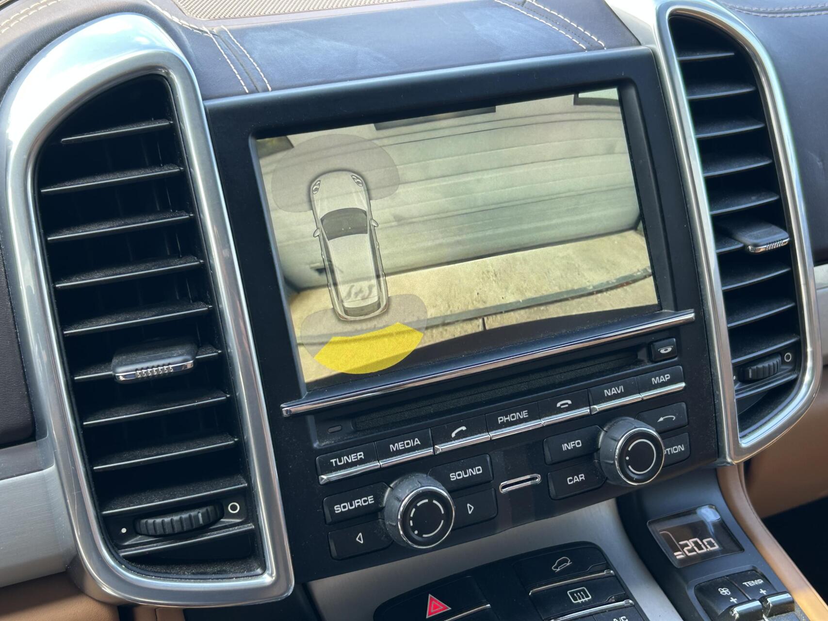 Foto van Porsche Cayenne S E-hybrid