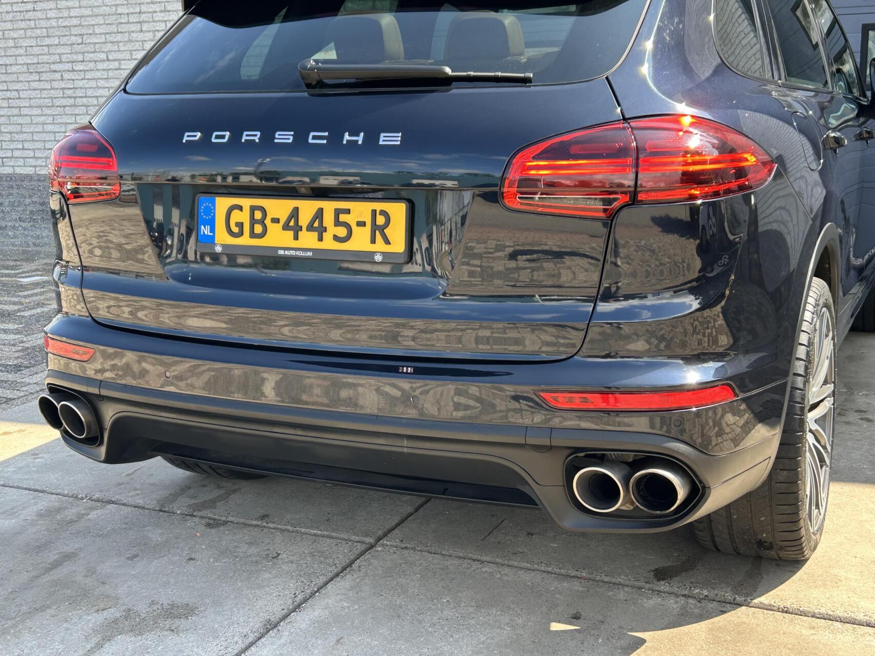 Foto van Porsche Cayenne S E-hybrid