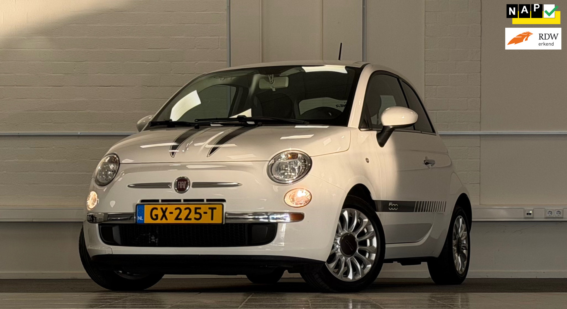 Fiat 500 0.9 TwinAir Turbo Easy 2015 - voorkant