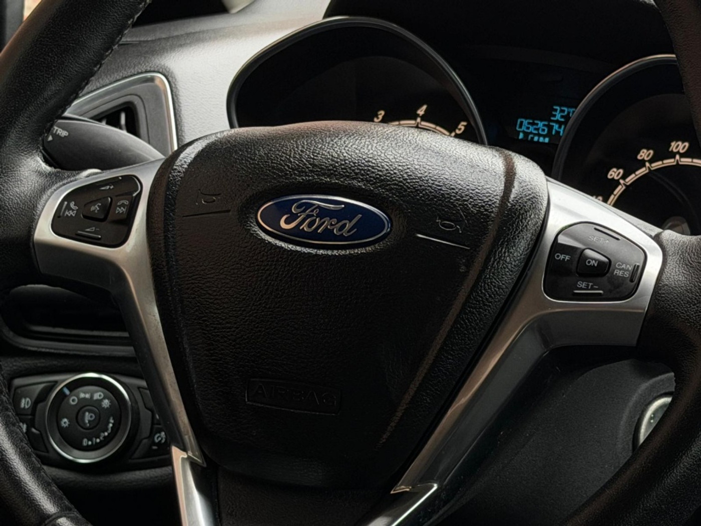 Foto van Ford B-max