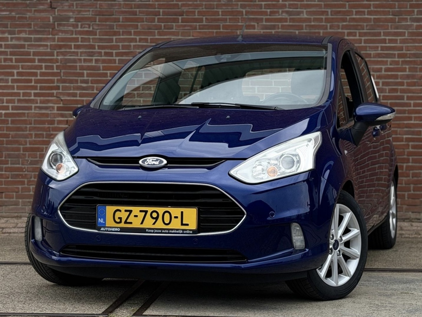 Foto van Ford B-max