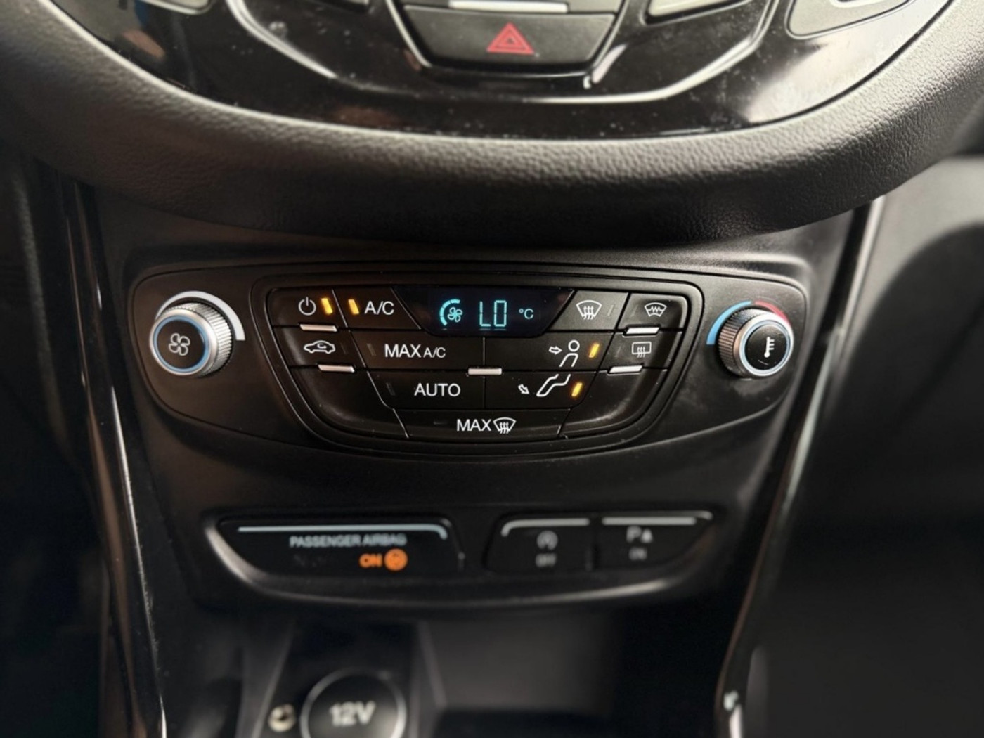Foto van Ford B-max