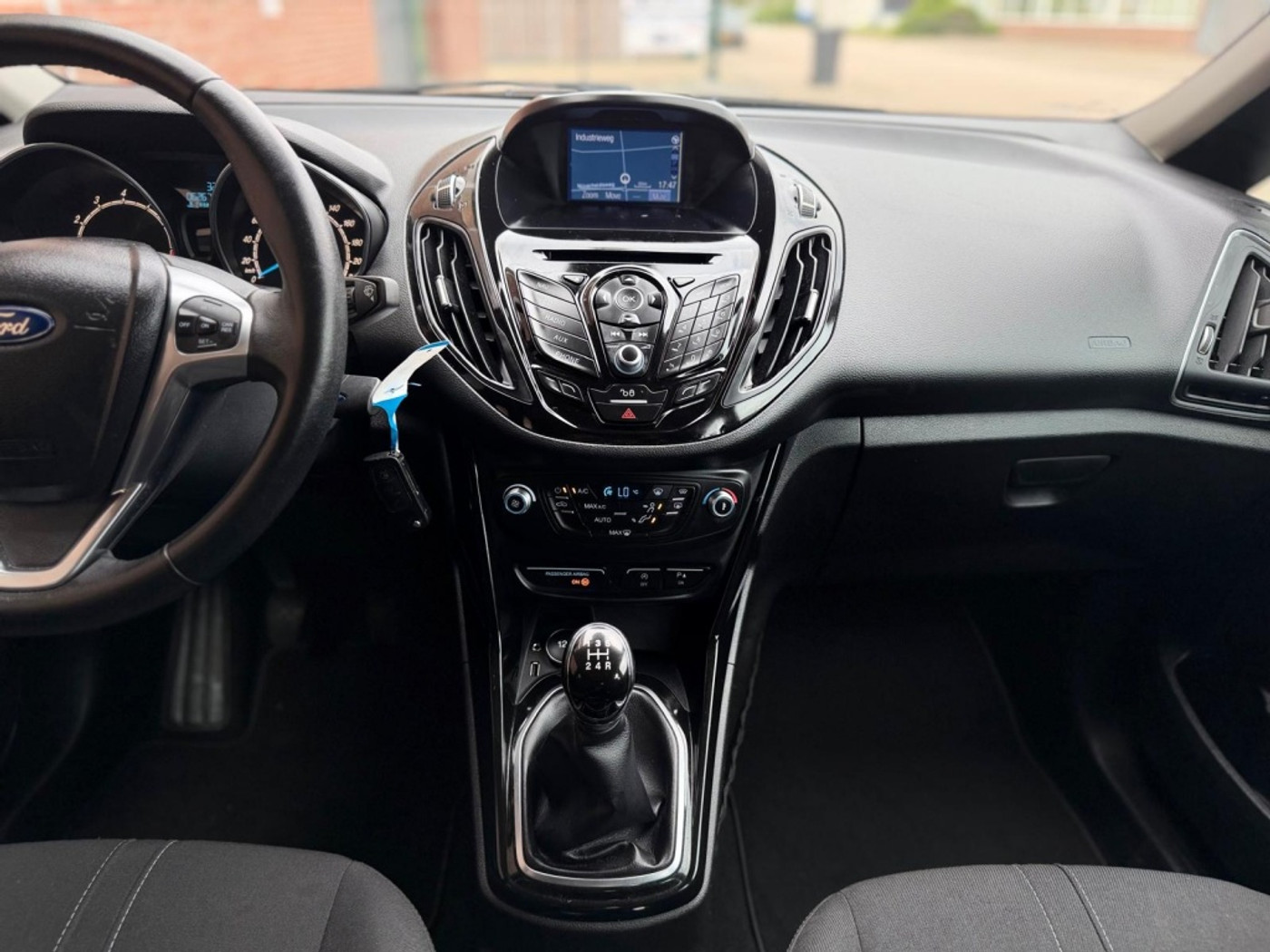 Foto van Ford B-max