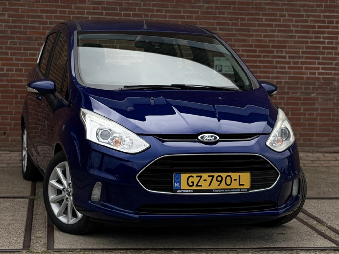 Foto van Ford B-max