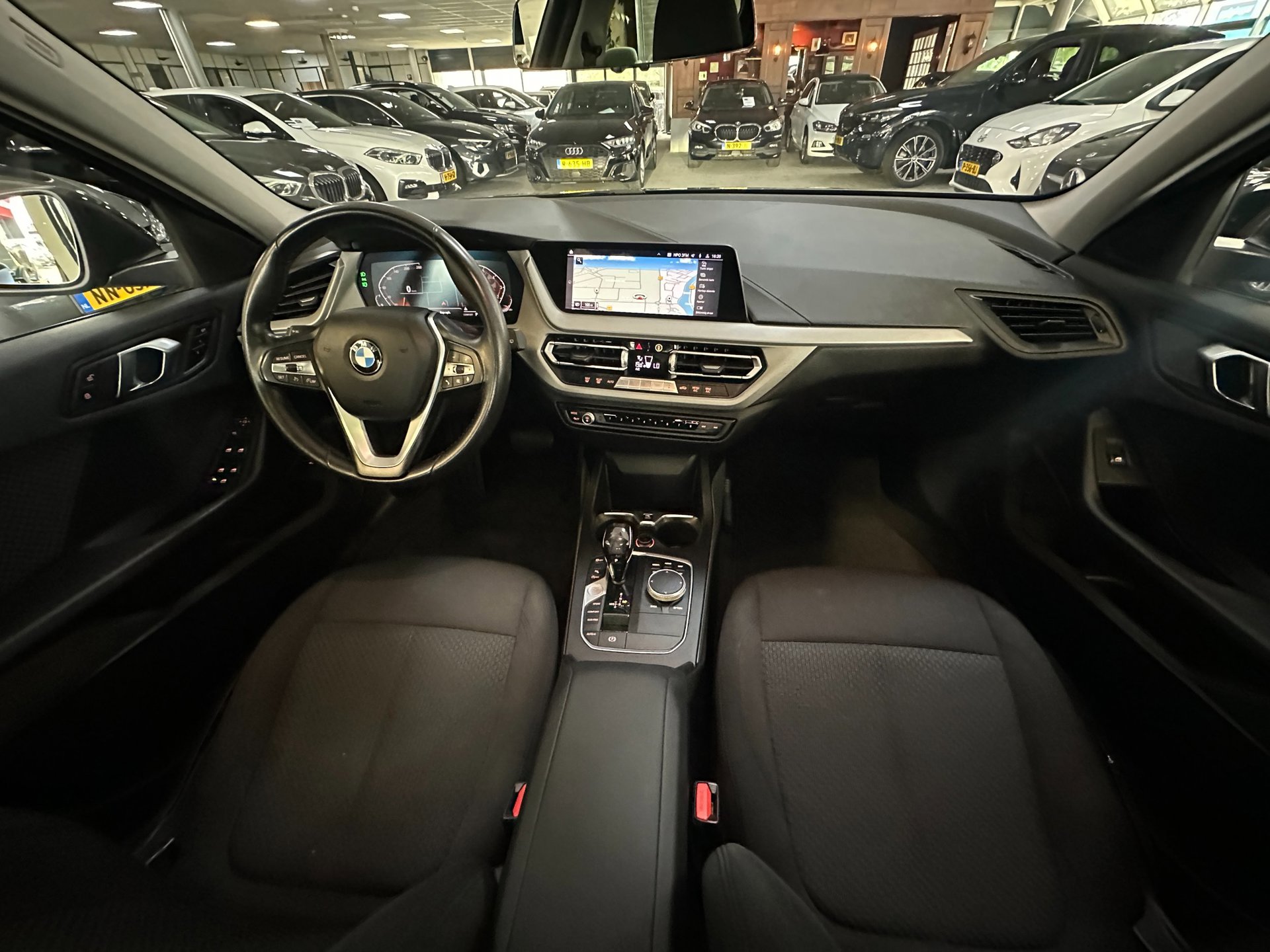 Foto van BMW 118i