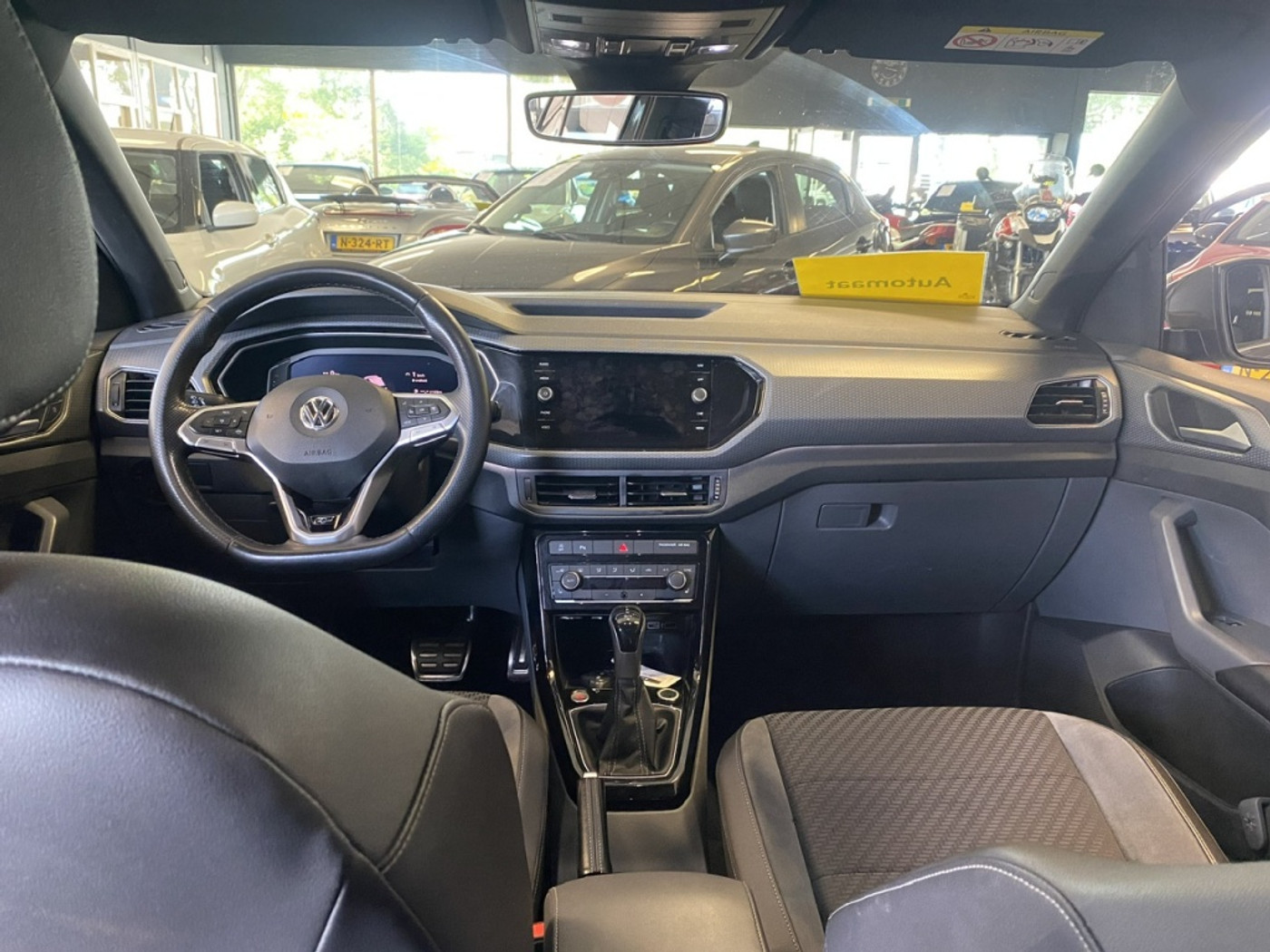 Foto van Volkswagen T-cross