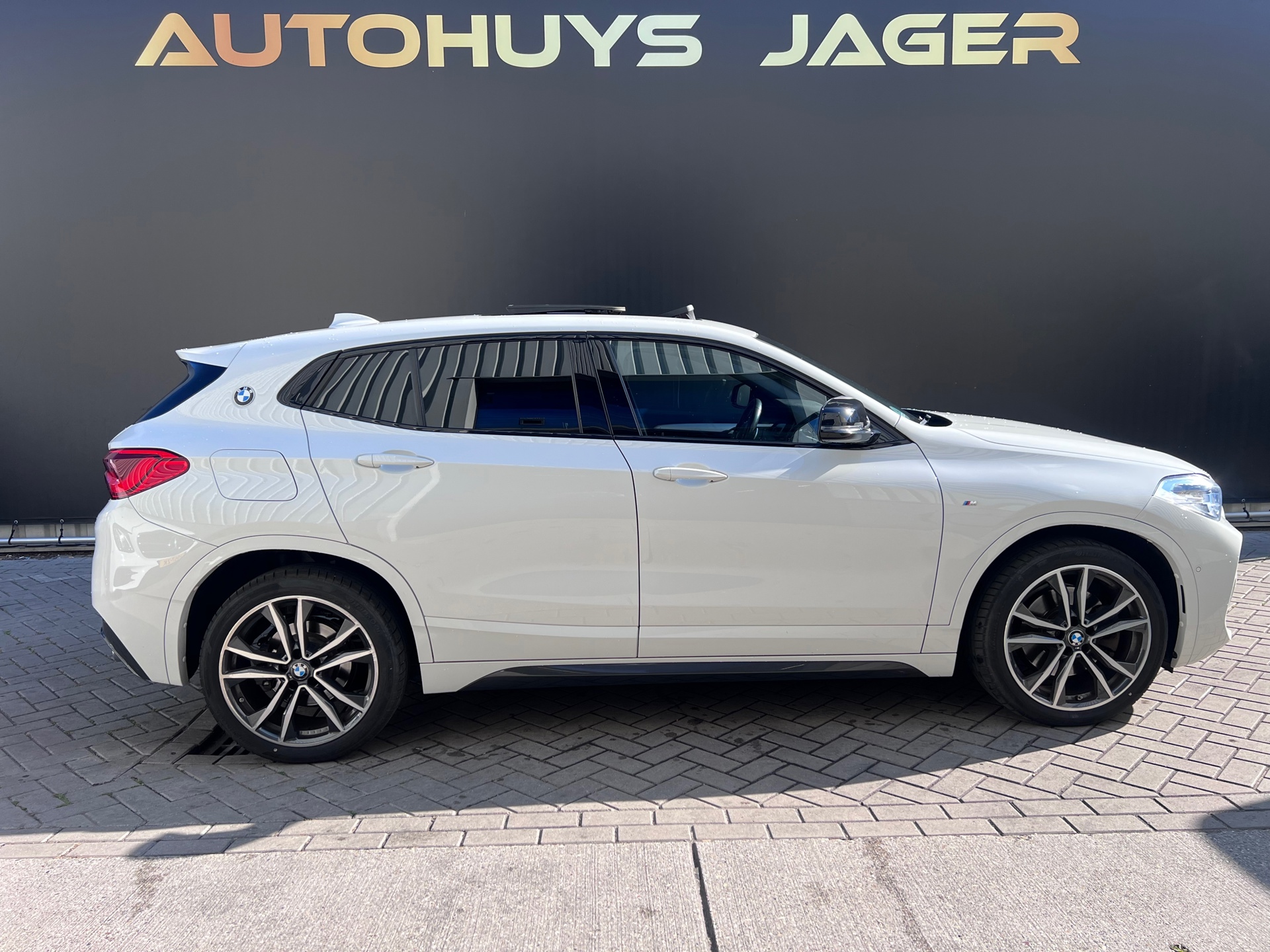 Foto van BMW X2 Sdrive20i