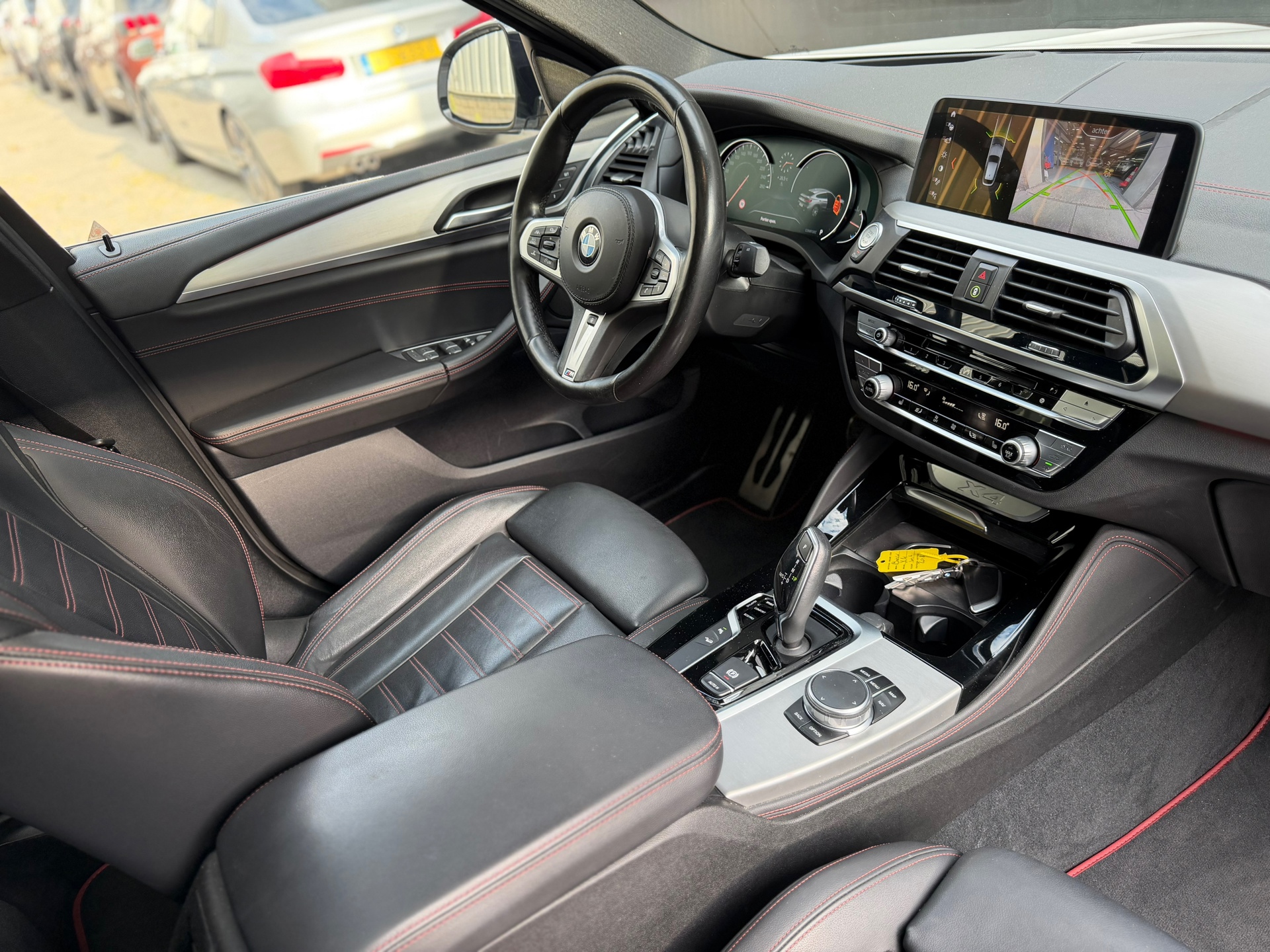 Foto van BMW X4 Xdrive30i