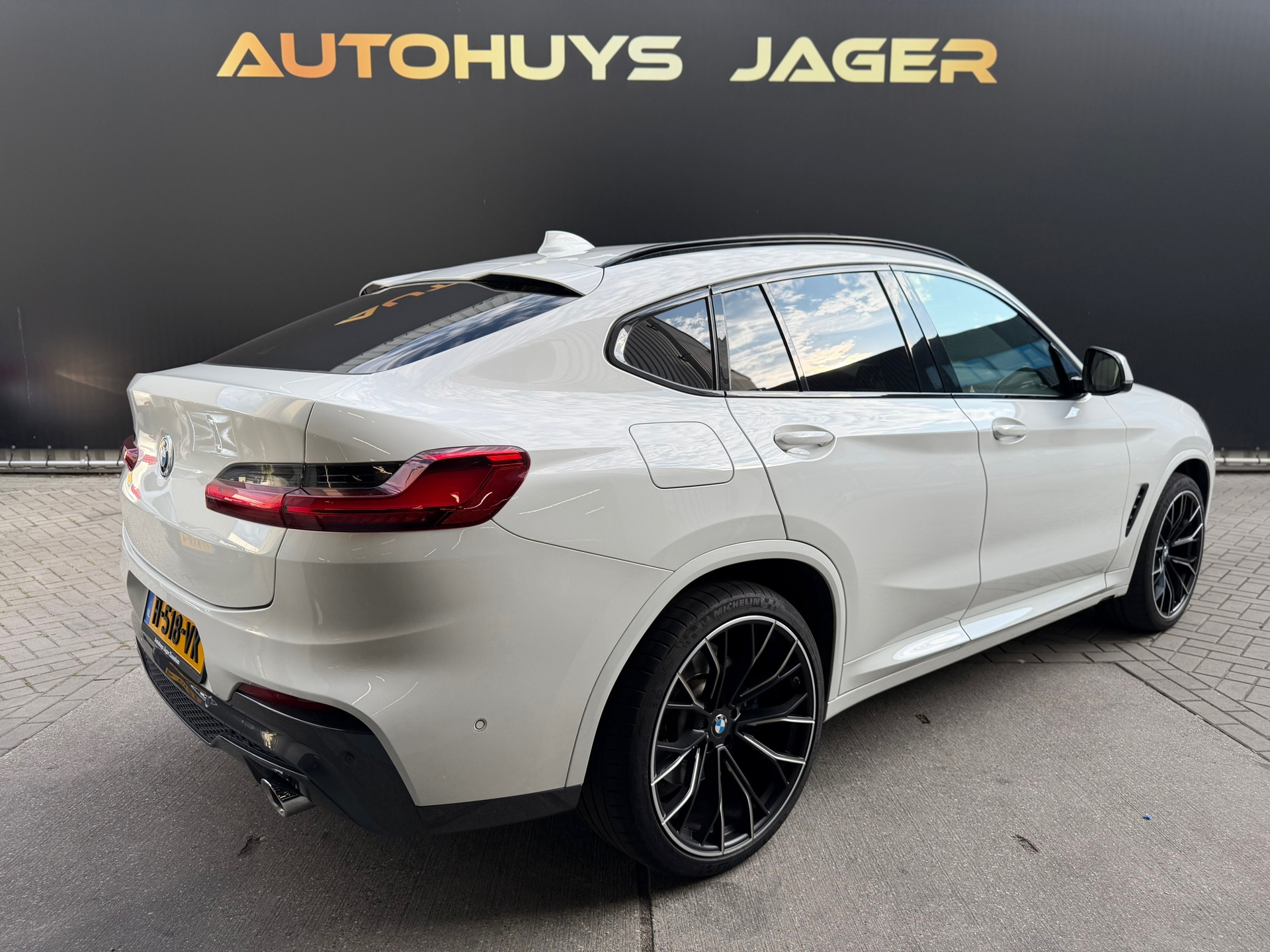 Foto van BMW X4 Xdrive30i