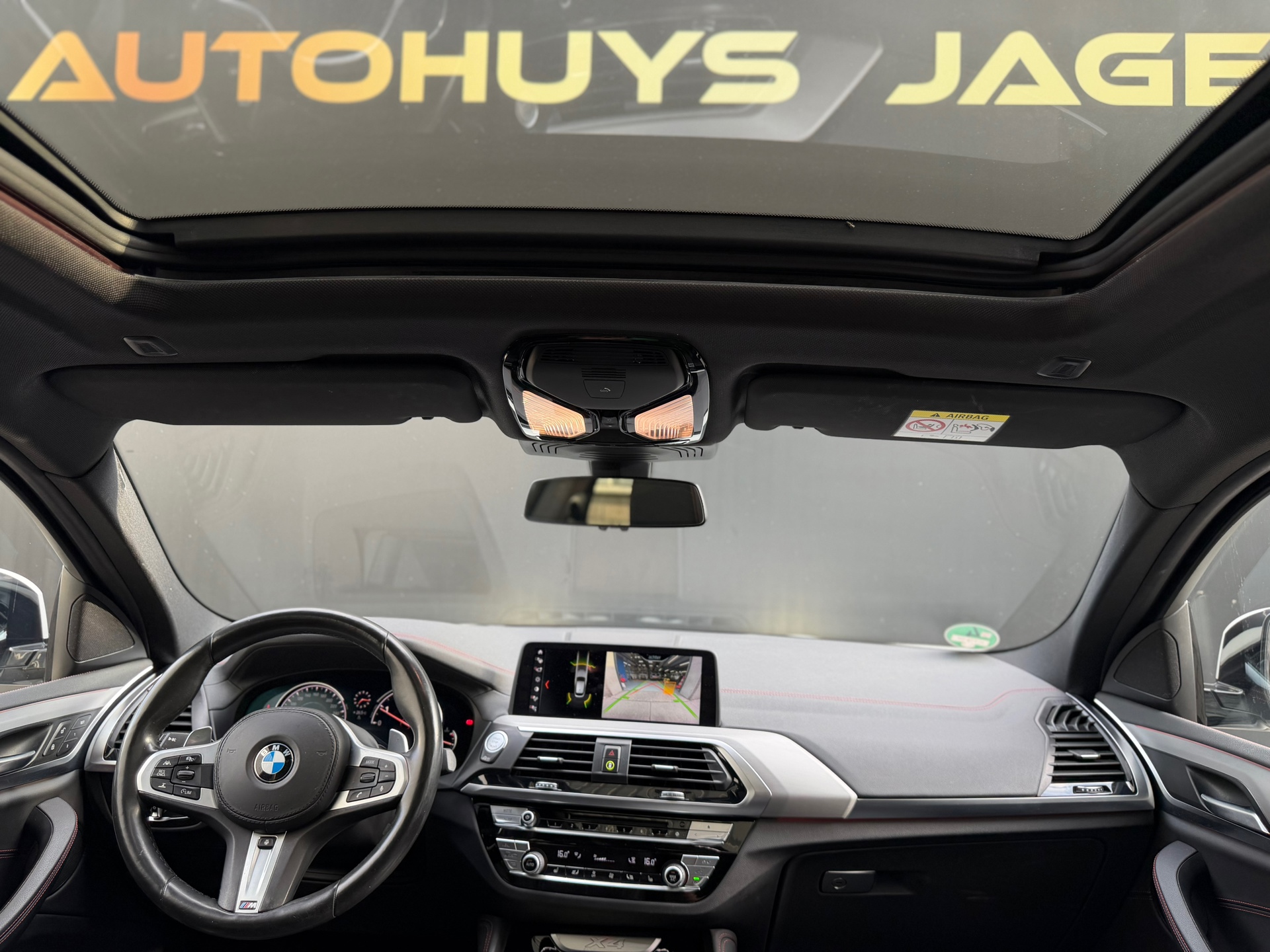 Foto van BMW X4 Xdrive30i