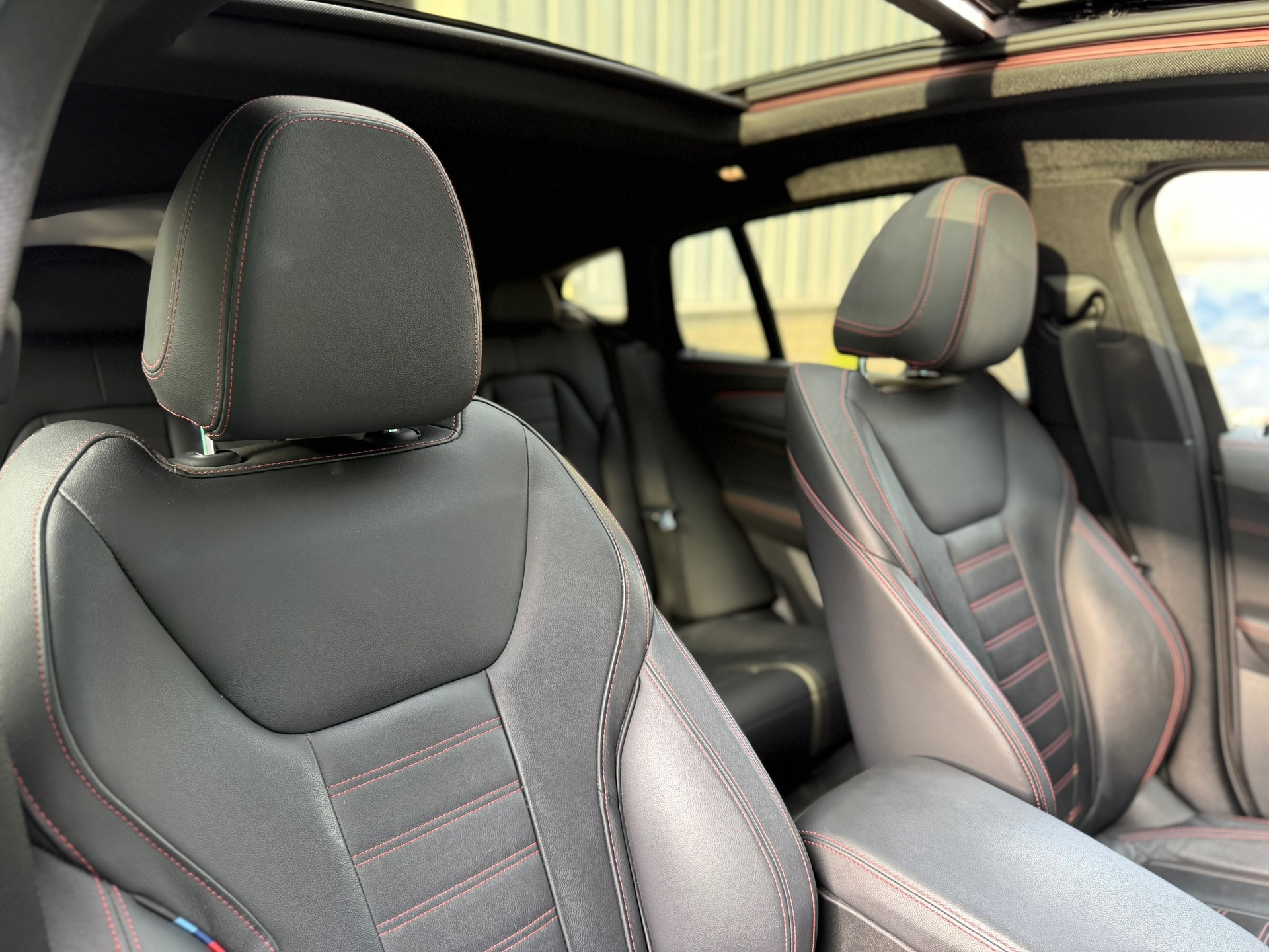 Foto van BMW X4 Xdrive30i