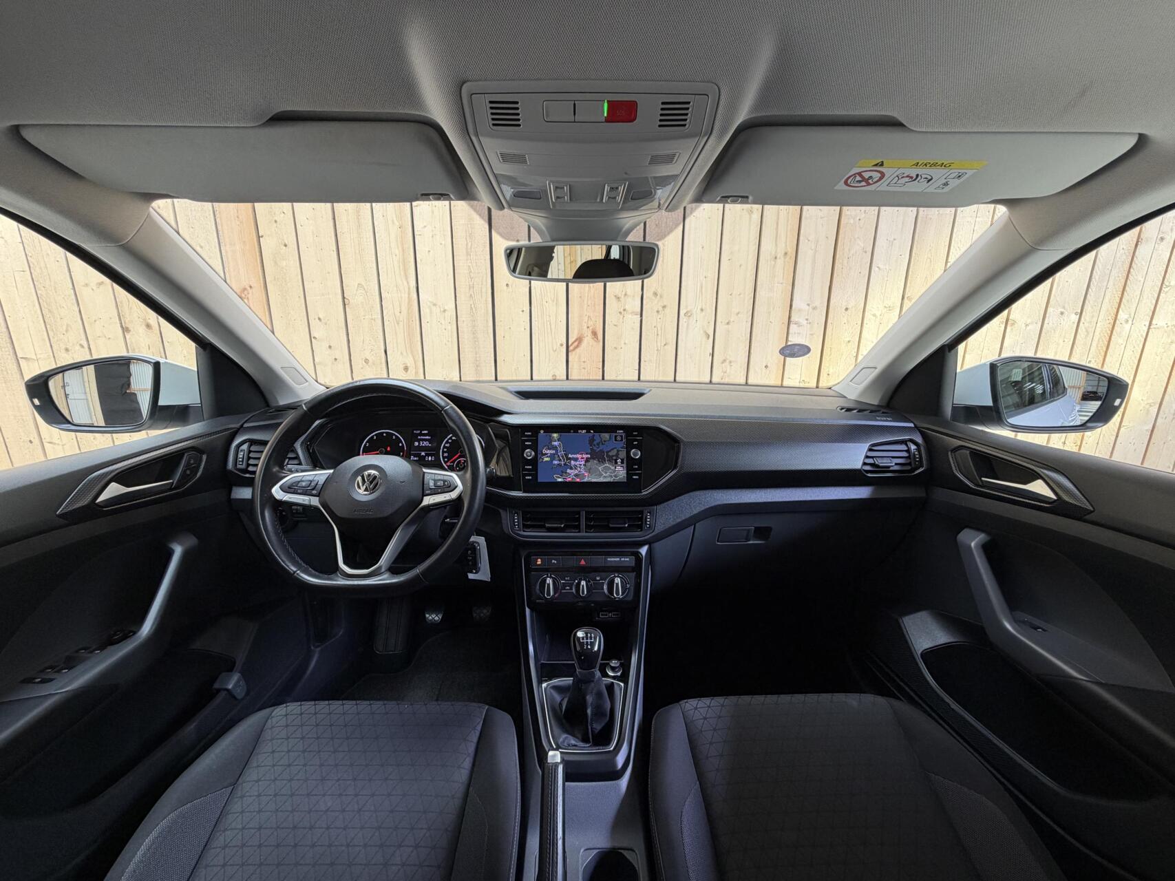 Foto van Volkswagen T-cross
