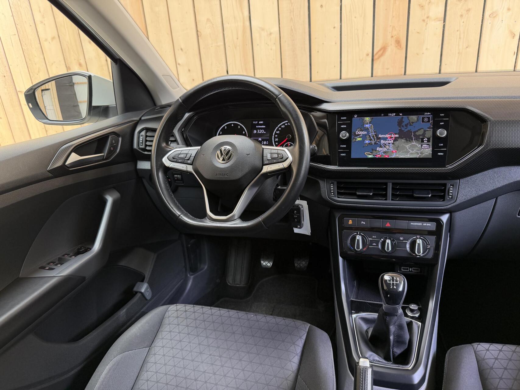 Foto van Volkswagen T-cross