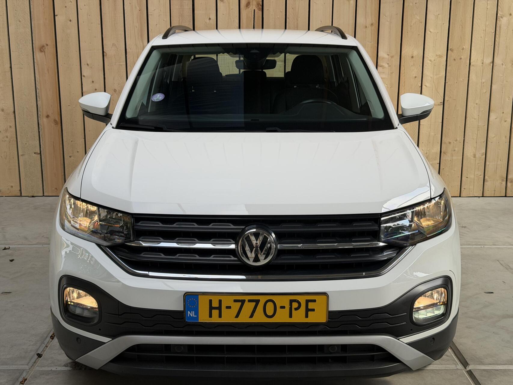 Foto van Volkswagen T-cross
