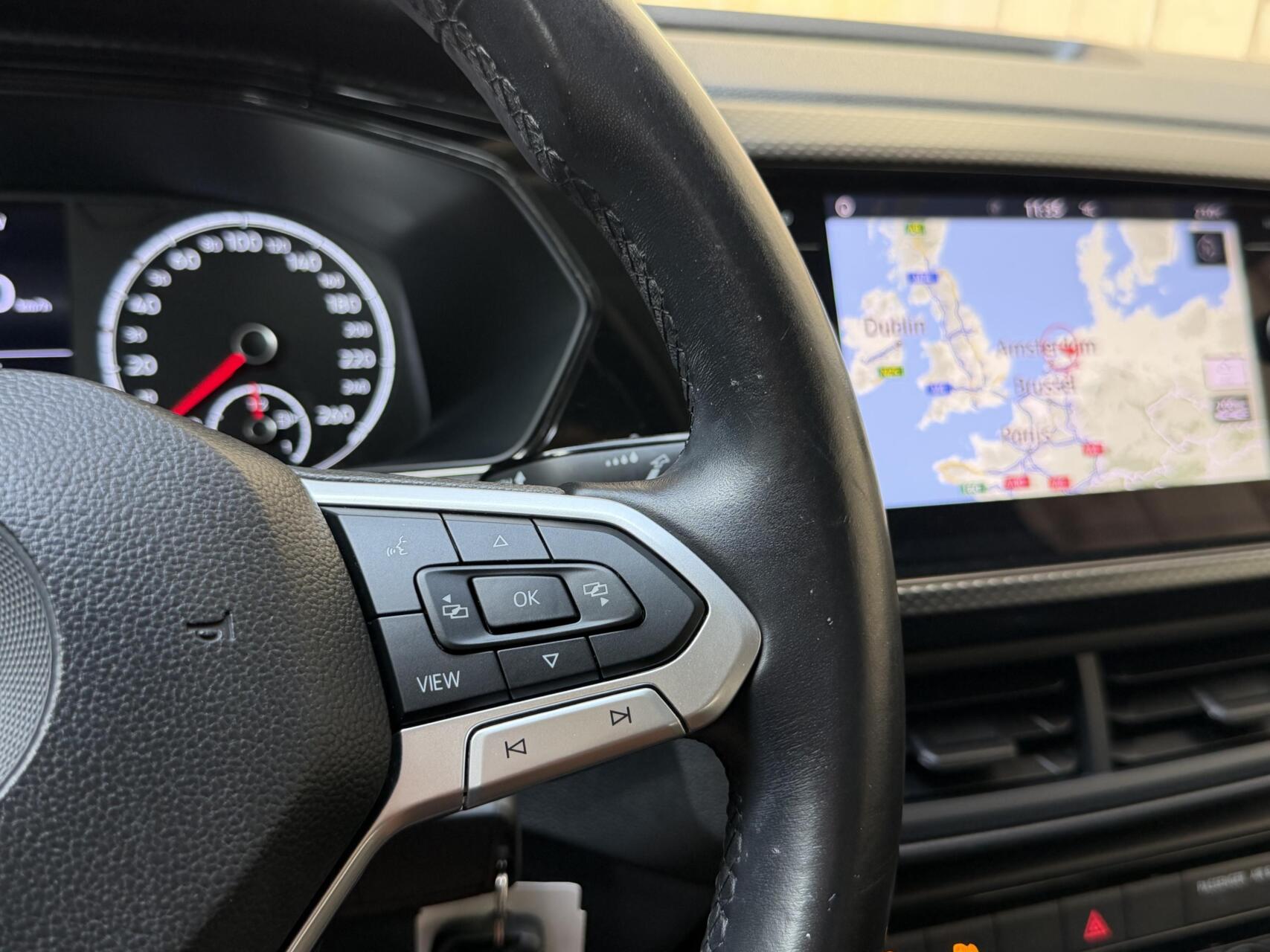 Foto van Volkswagen T-cross