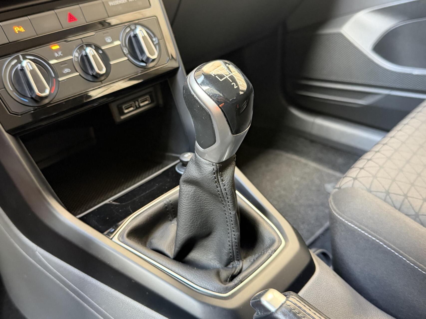 Foto van Volkswagen T-cross