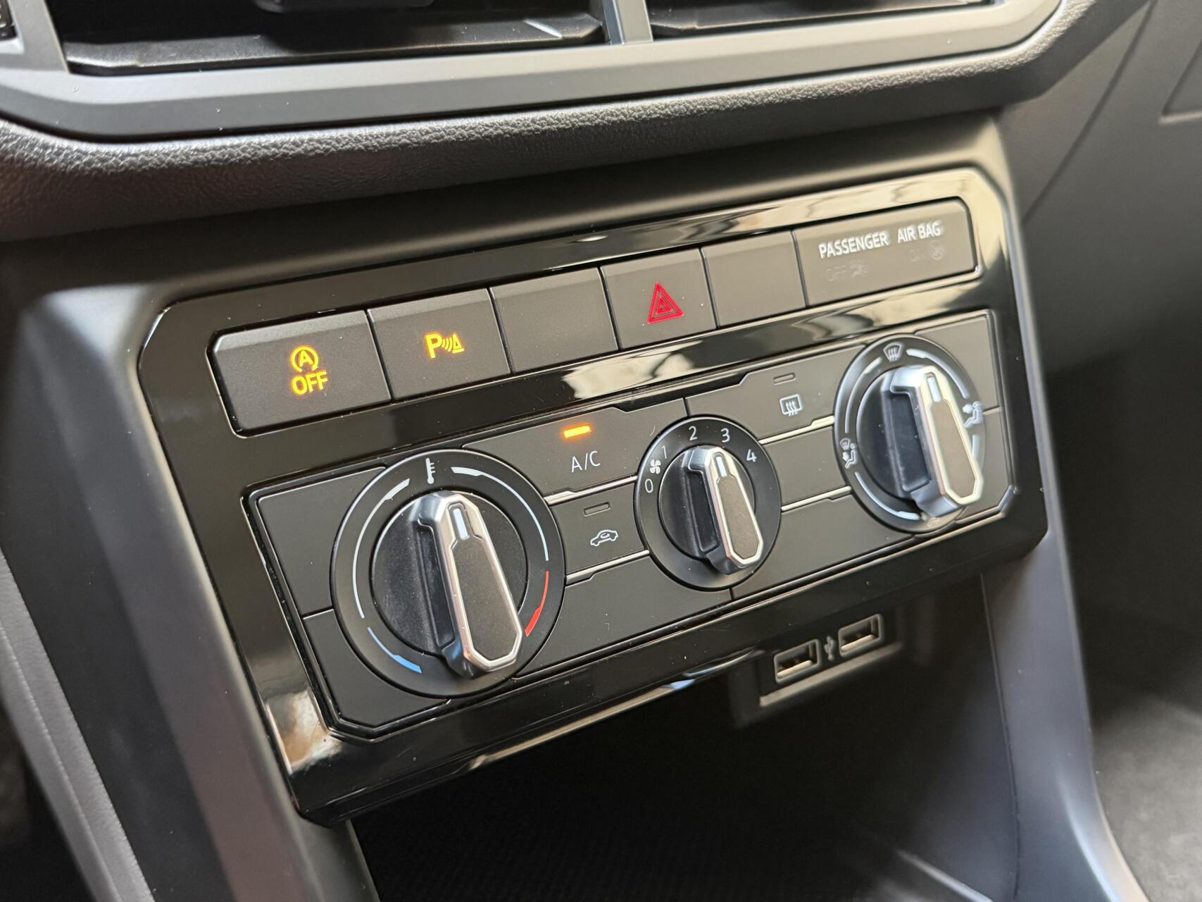 Foto van Volkswagen T-cross