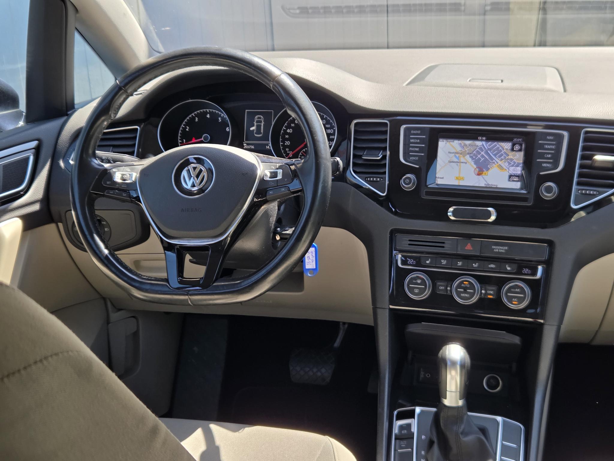 Foto van Volkswagen Golf Sportsvan