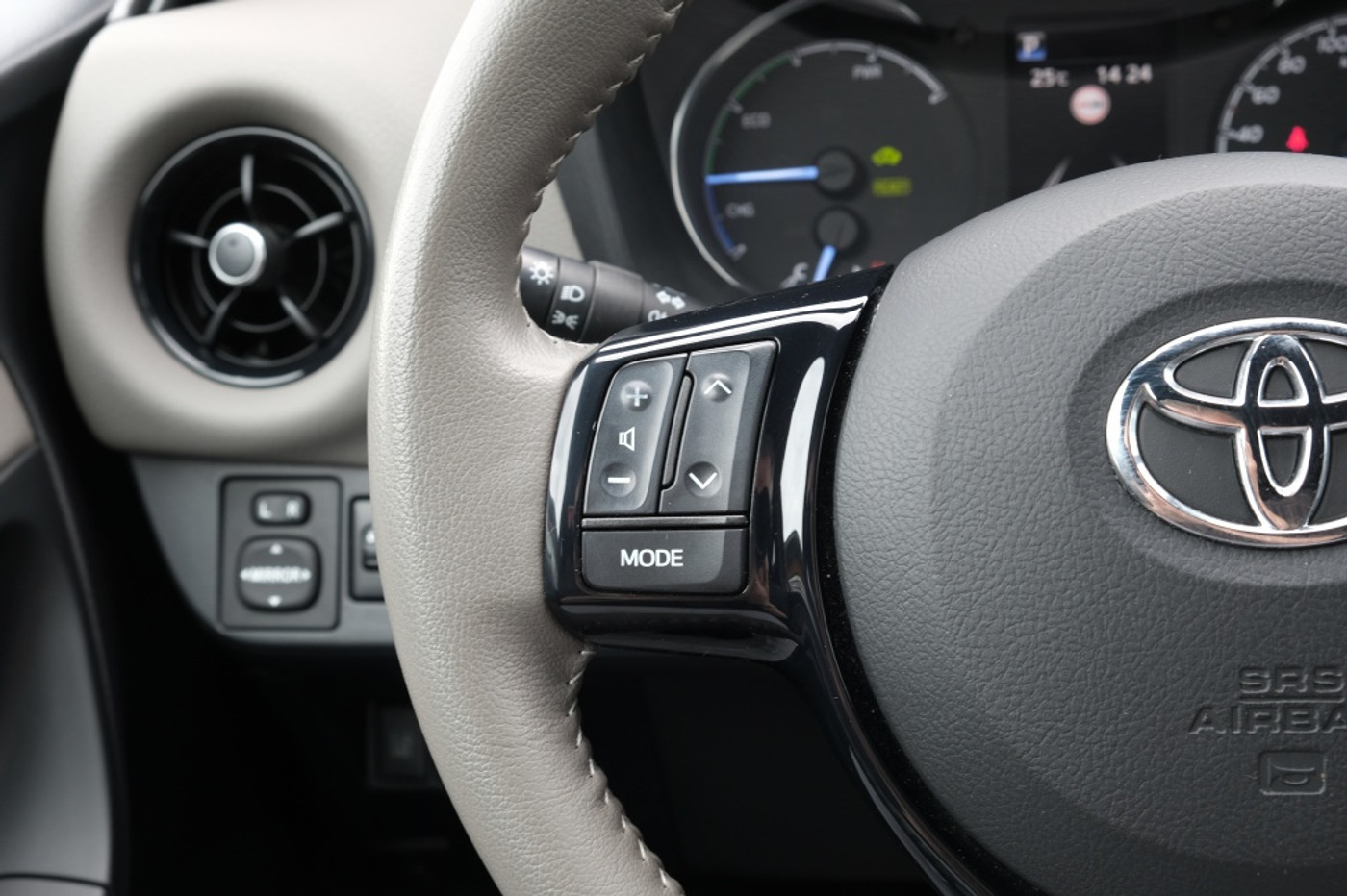Foto van Toyota Toyota Yaris Hybrid