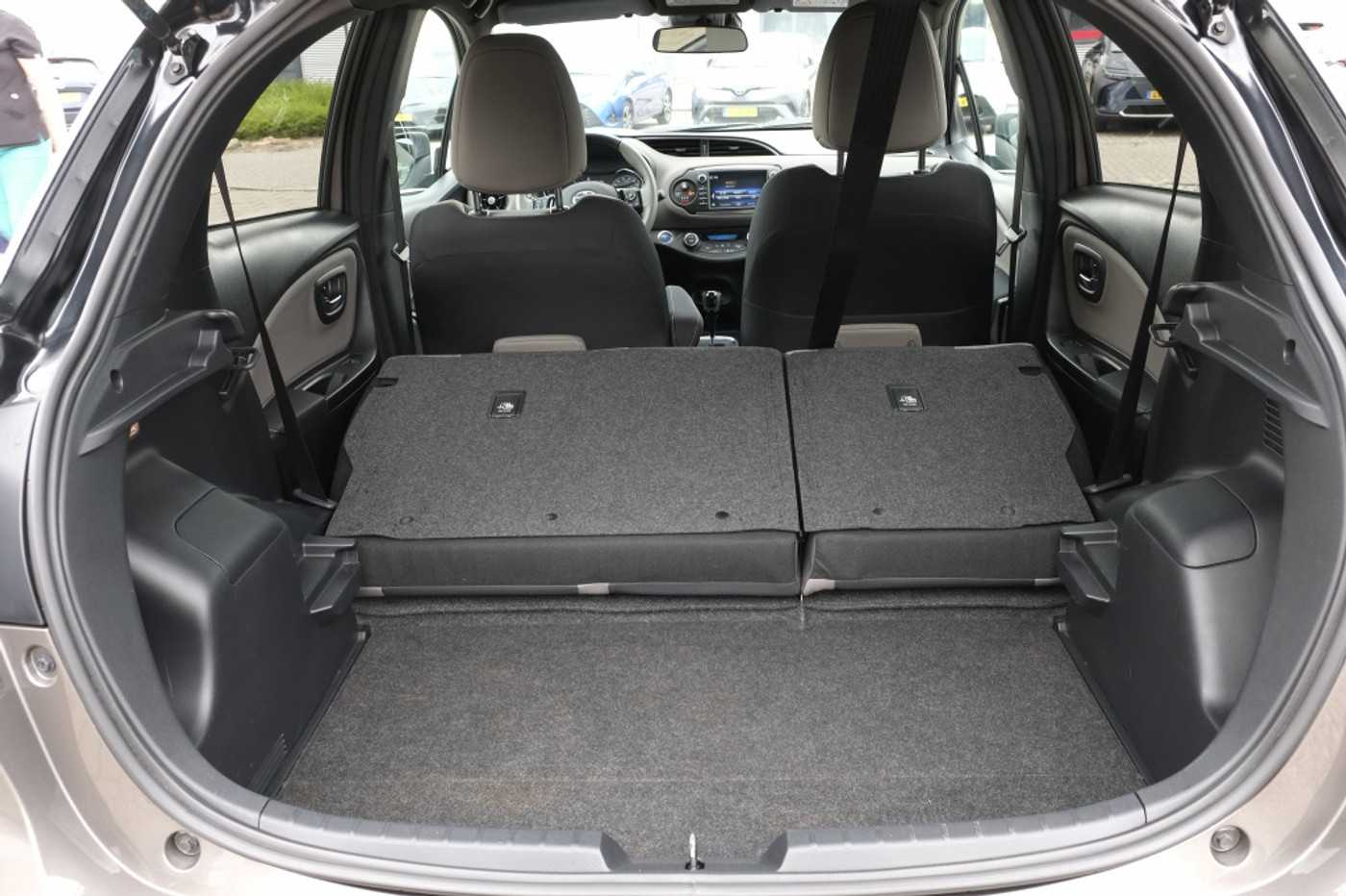 Foto van Toyota Toyota Yaris Hybrid