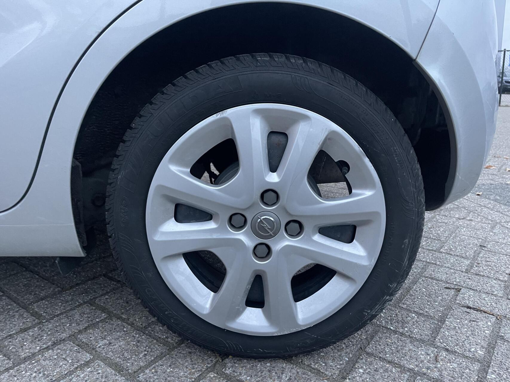 Foto van Opel Karl