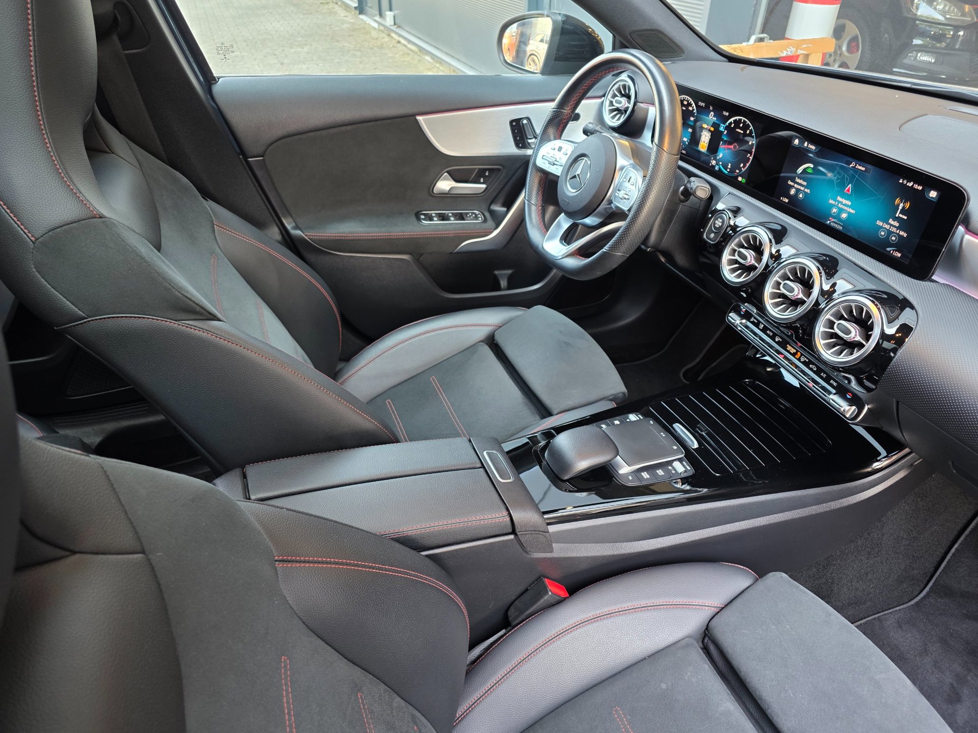 Foto van Mercedes-Benz A 180