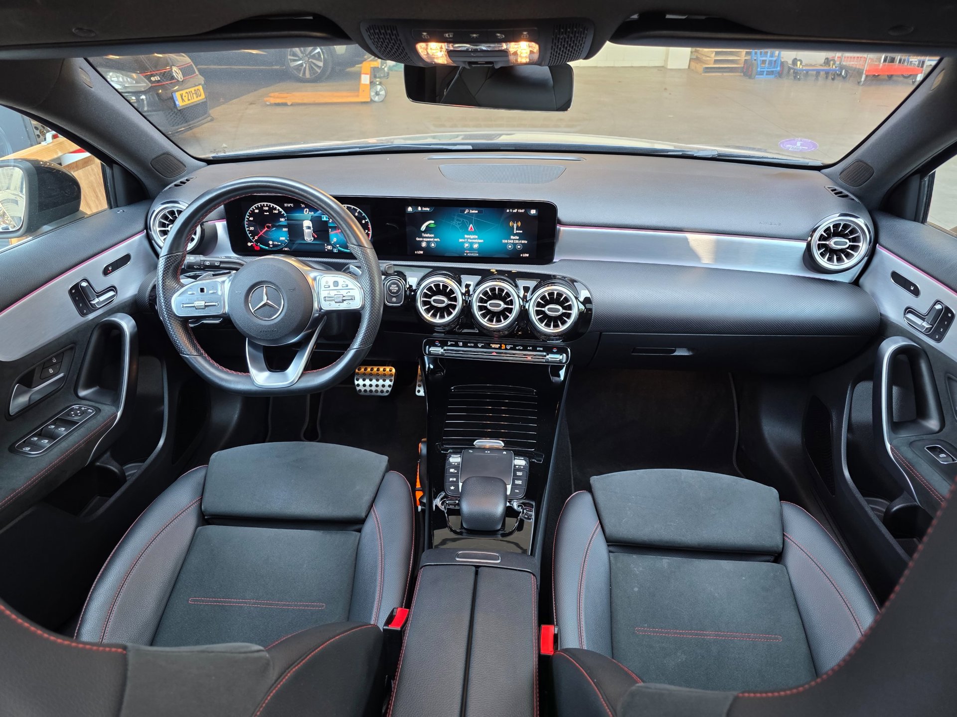 Foto van Mercedes-Benz A 180