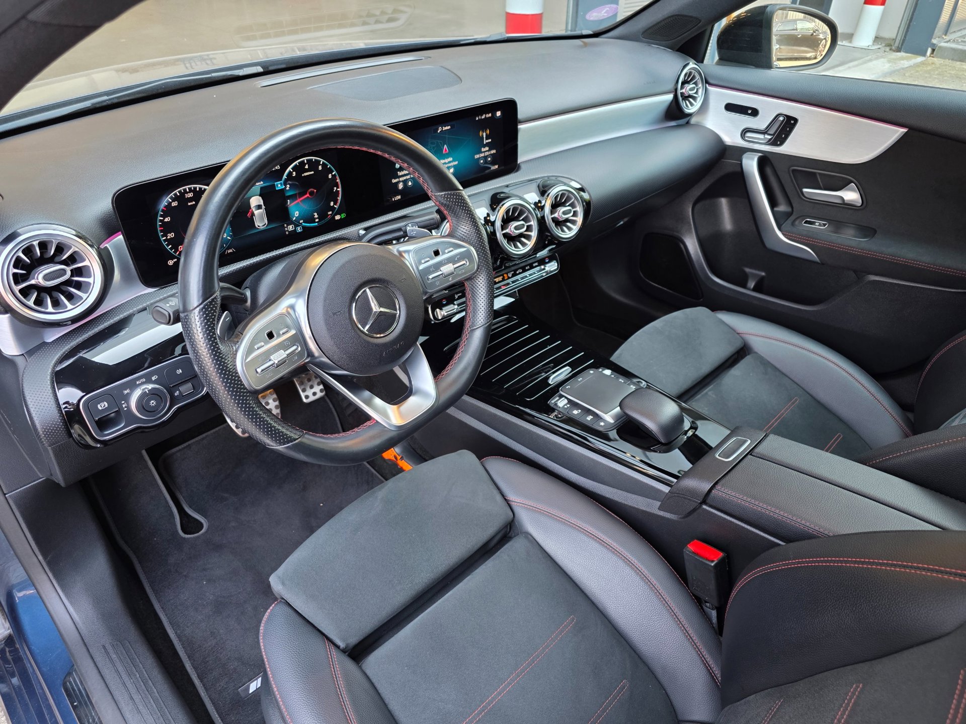 Foto van Mercedes-Benz A 180