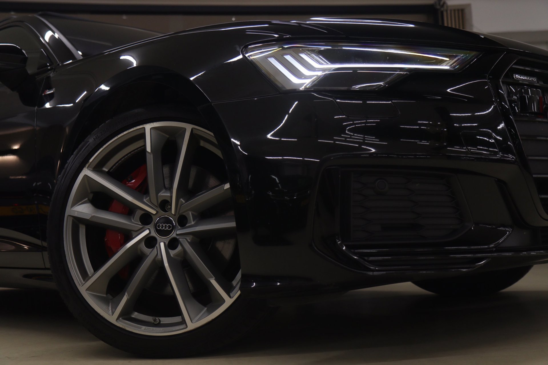 Foto van Audi A6 Avant 55 TFSI E