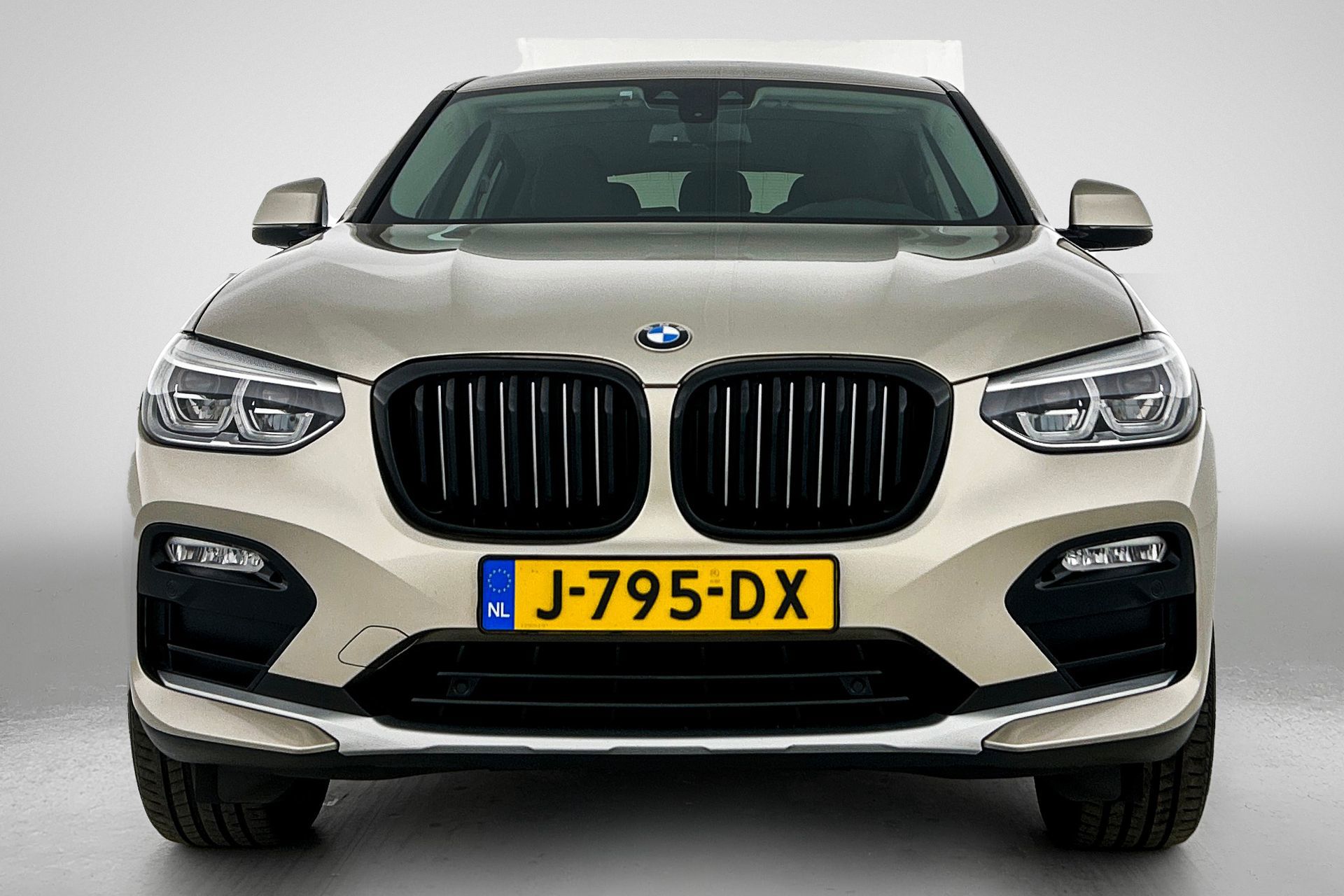 Foto van BMW X4 Xdrive20i