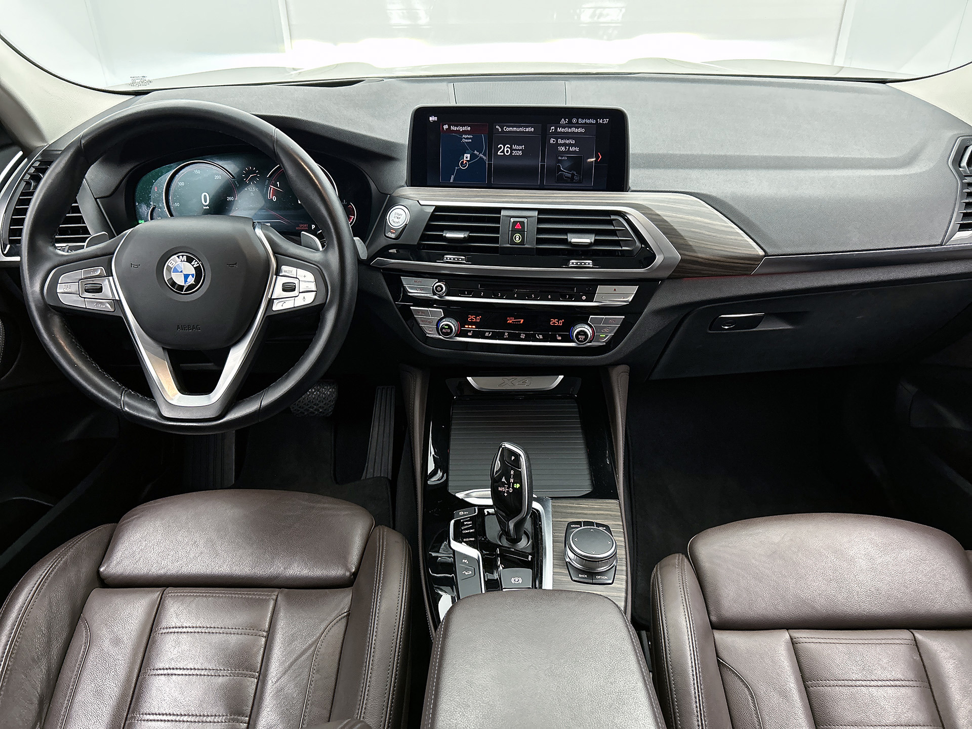 Foto van BMW X4 Xdrive20i