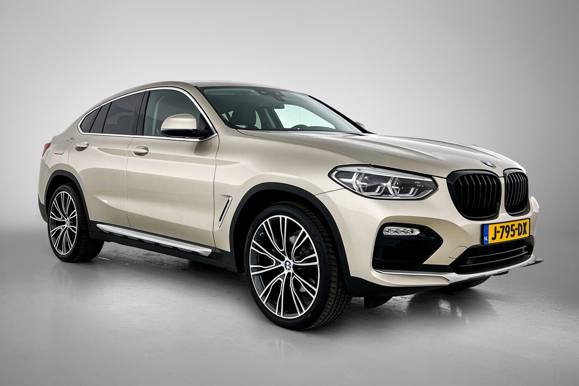 Foto van BMW X4 Xdrive20i