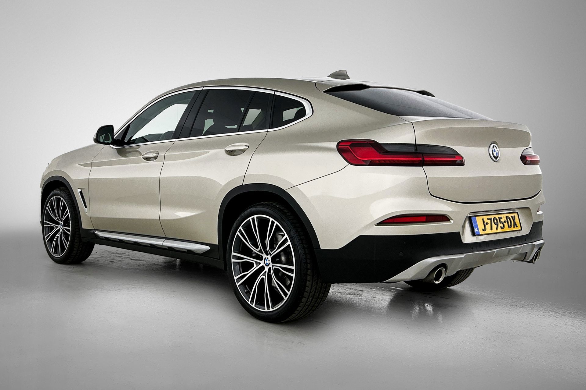 Foto van BMW X4 Xdrive20i