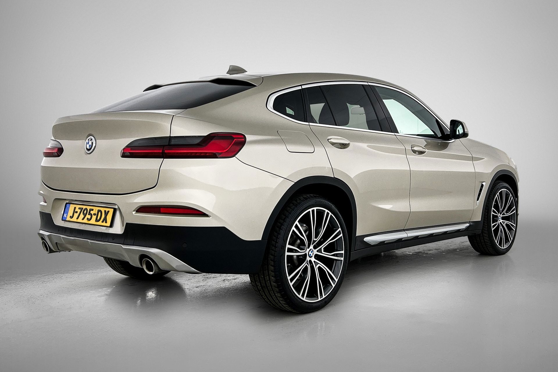 Foto van BMW X4 Xdrive20i