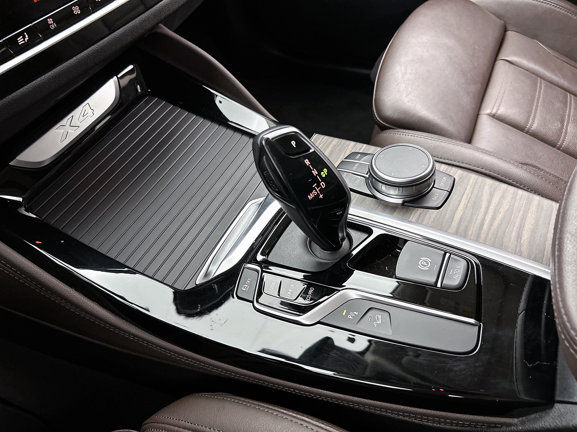 Foto van BMW X4 Xdrive20i