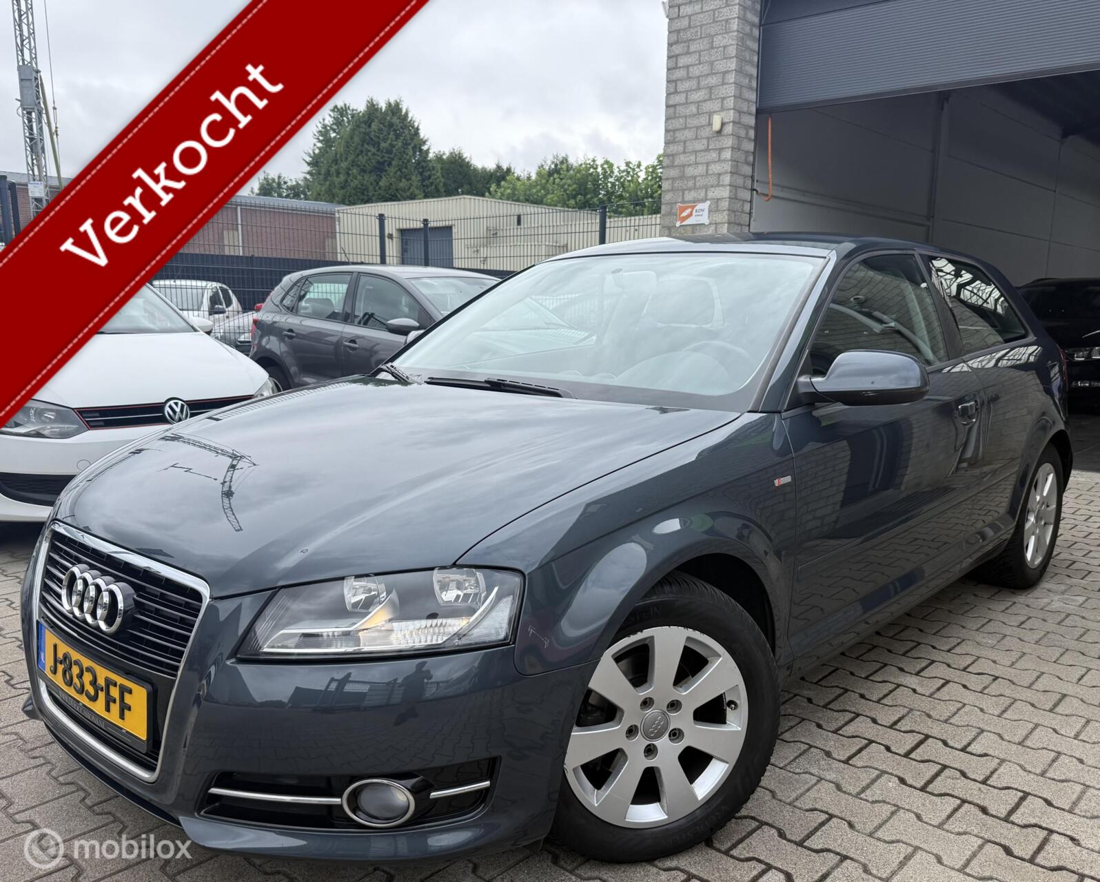 Audi A3 1.2 TFSI Ambiente Advance / BJ 2012 / S-line /N.A.P 2012 - voorkant