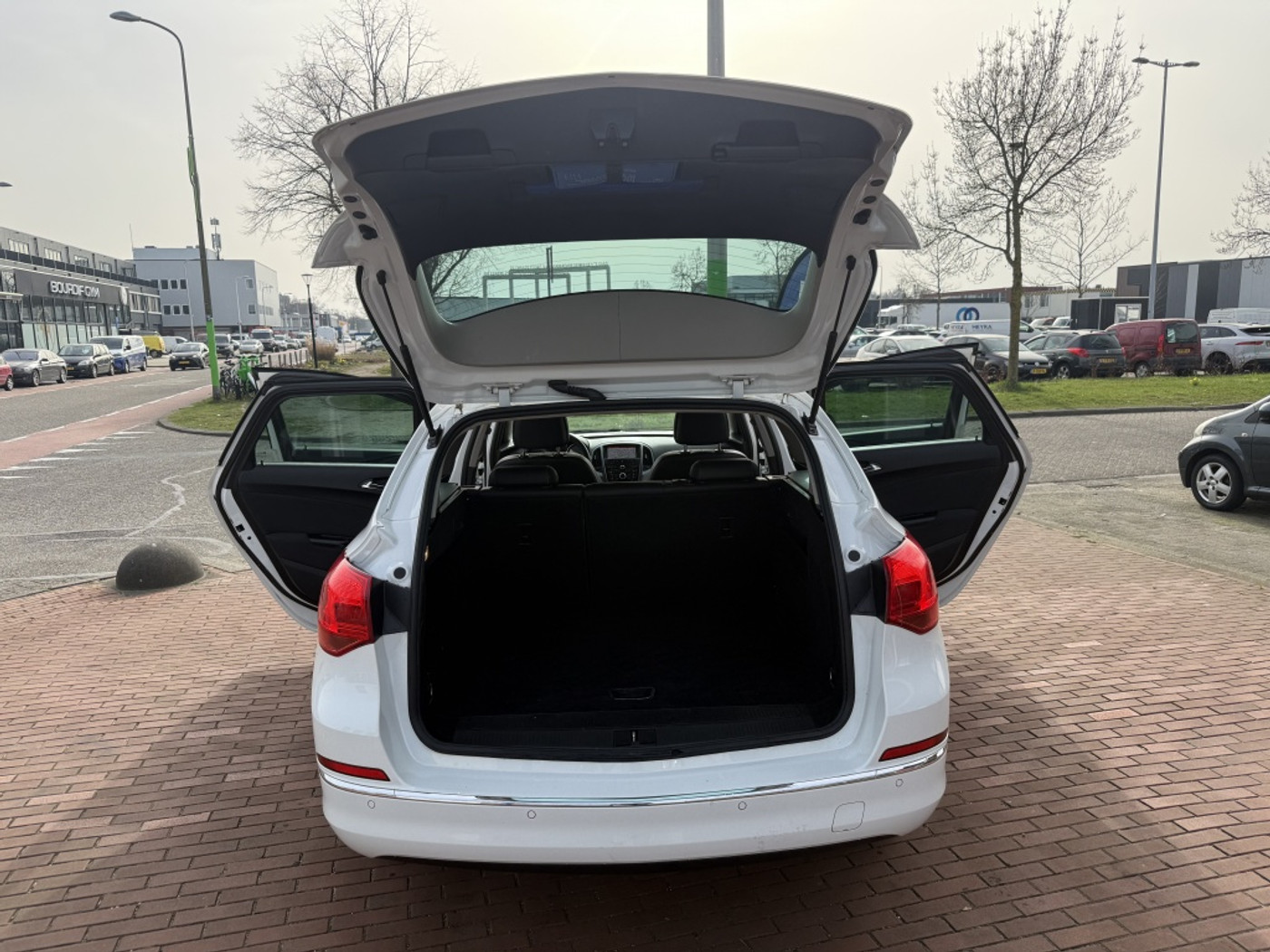 Foto van Opel Astra Sports Tourer